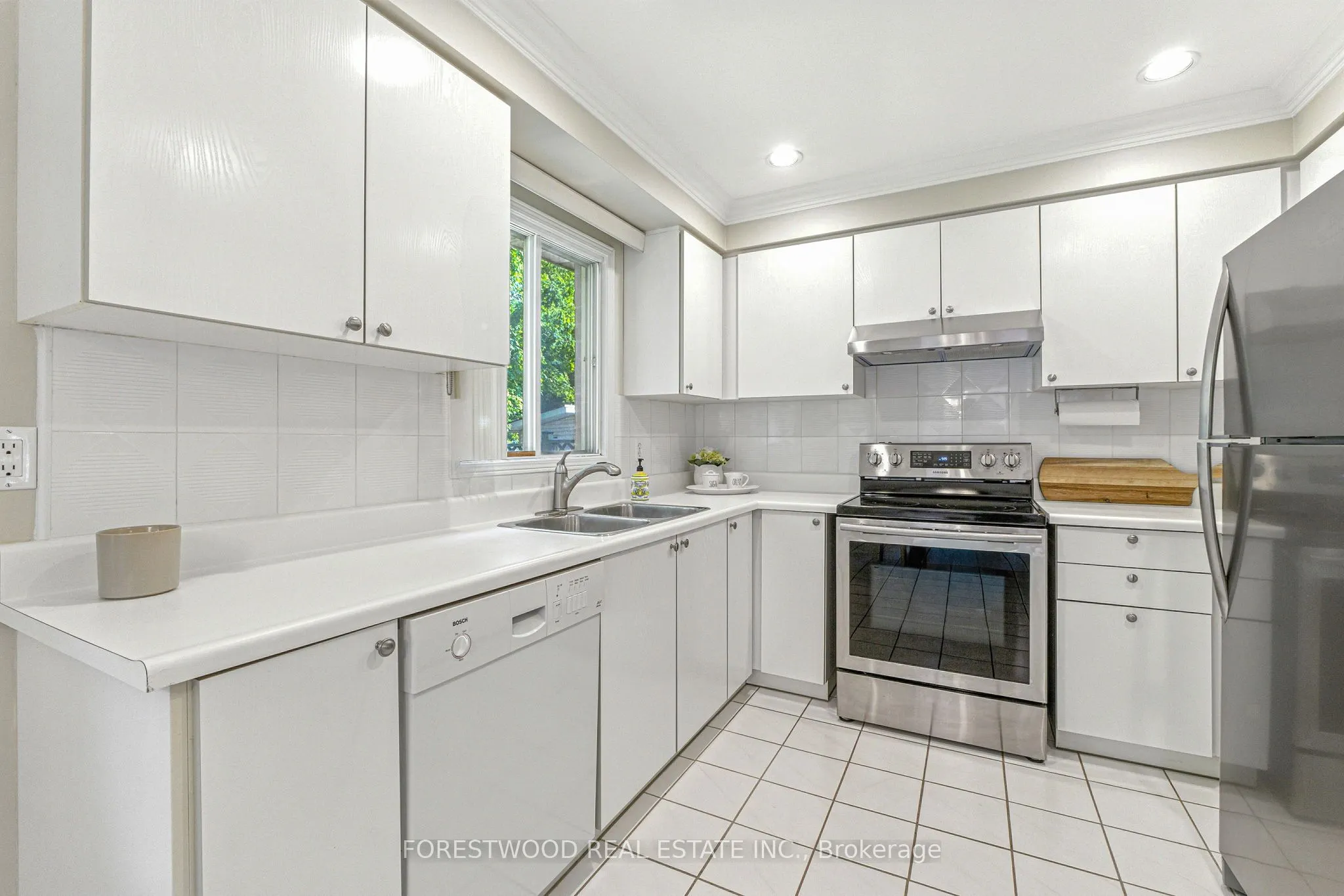190 Nahani Way