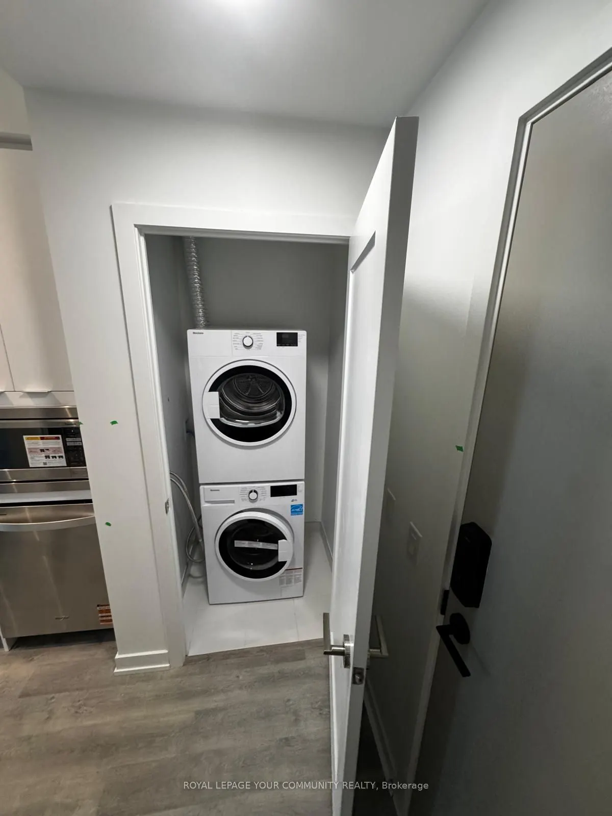 5105 Hurontario Street, #2809