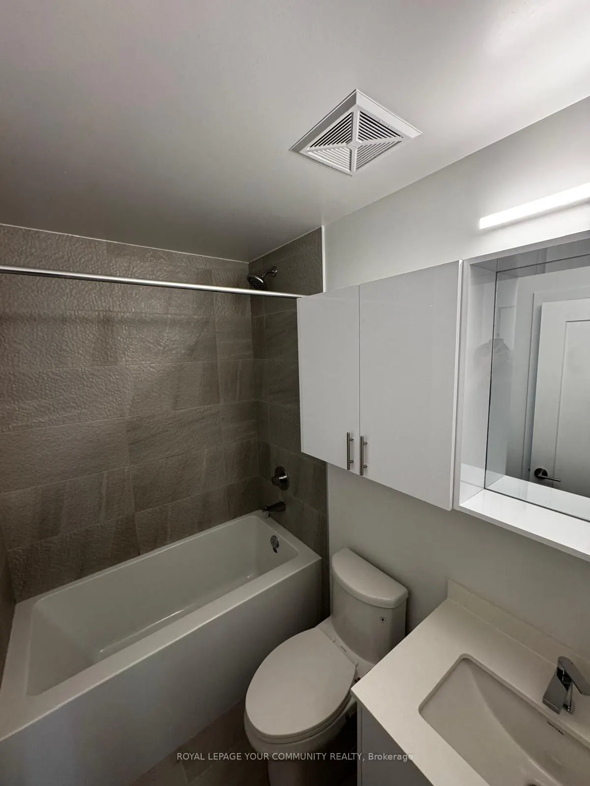 5105 Hurontario Street, #2809