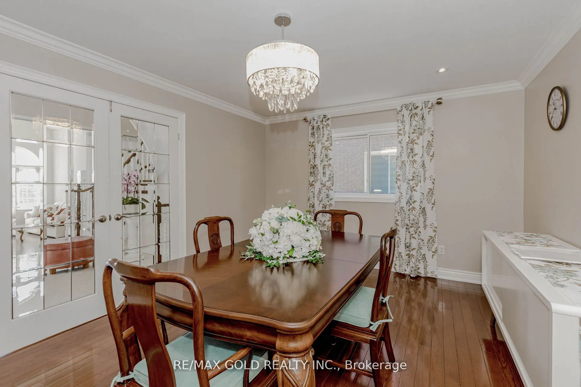 25 Red Cedar Crescent