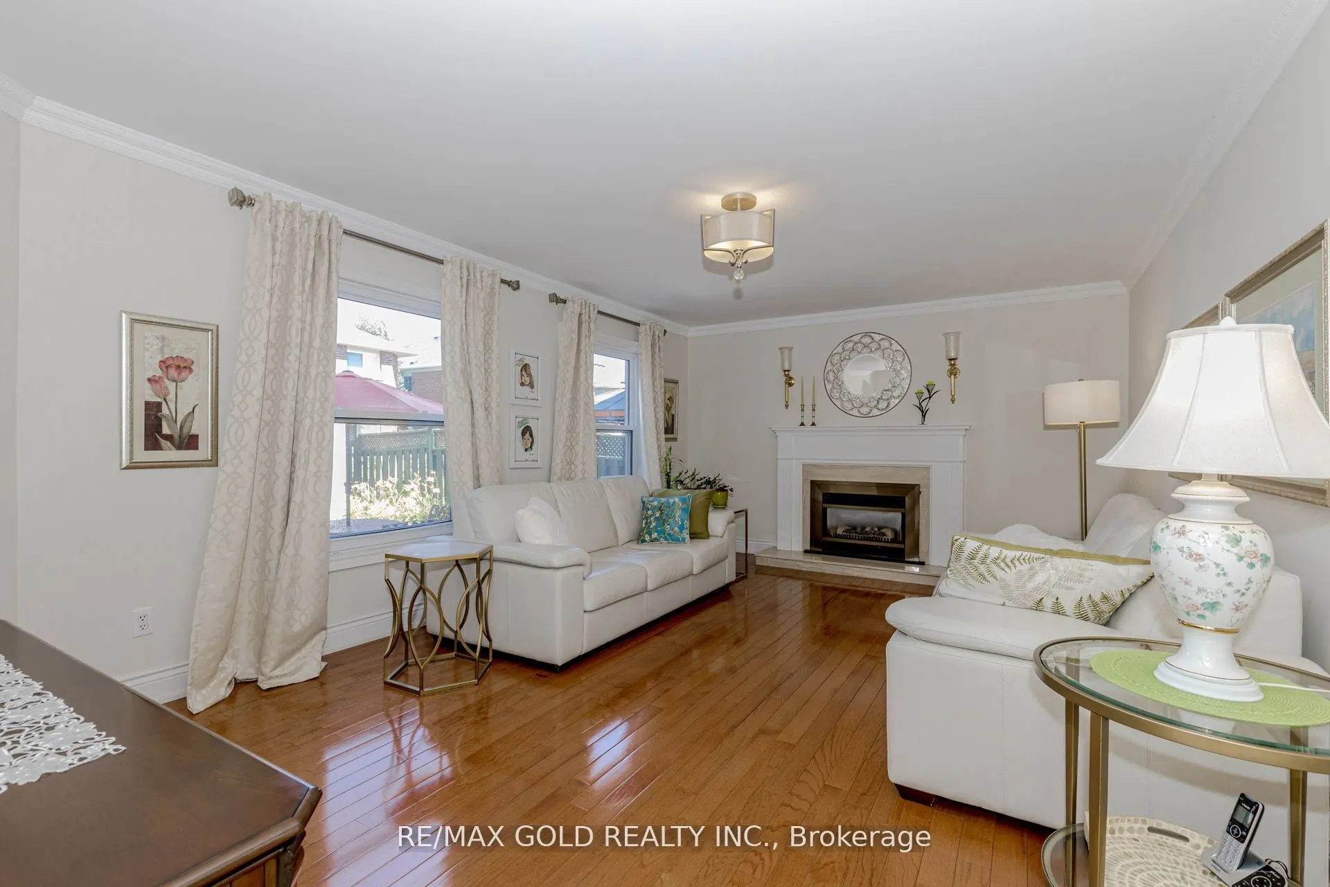 25 Red Cedar Crescent