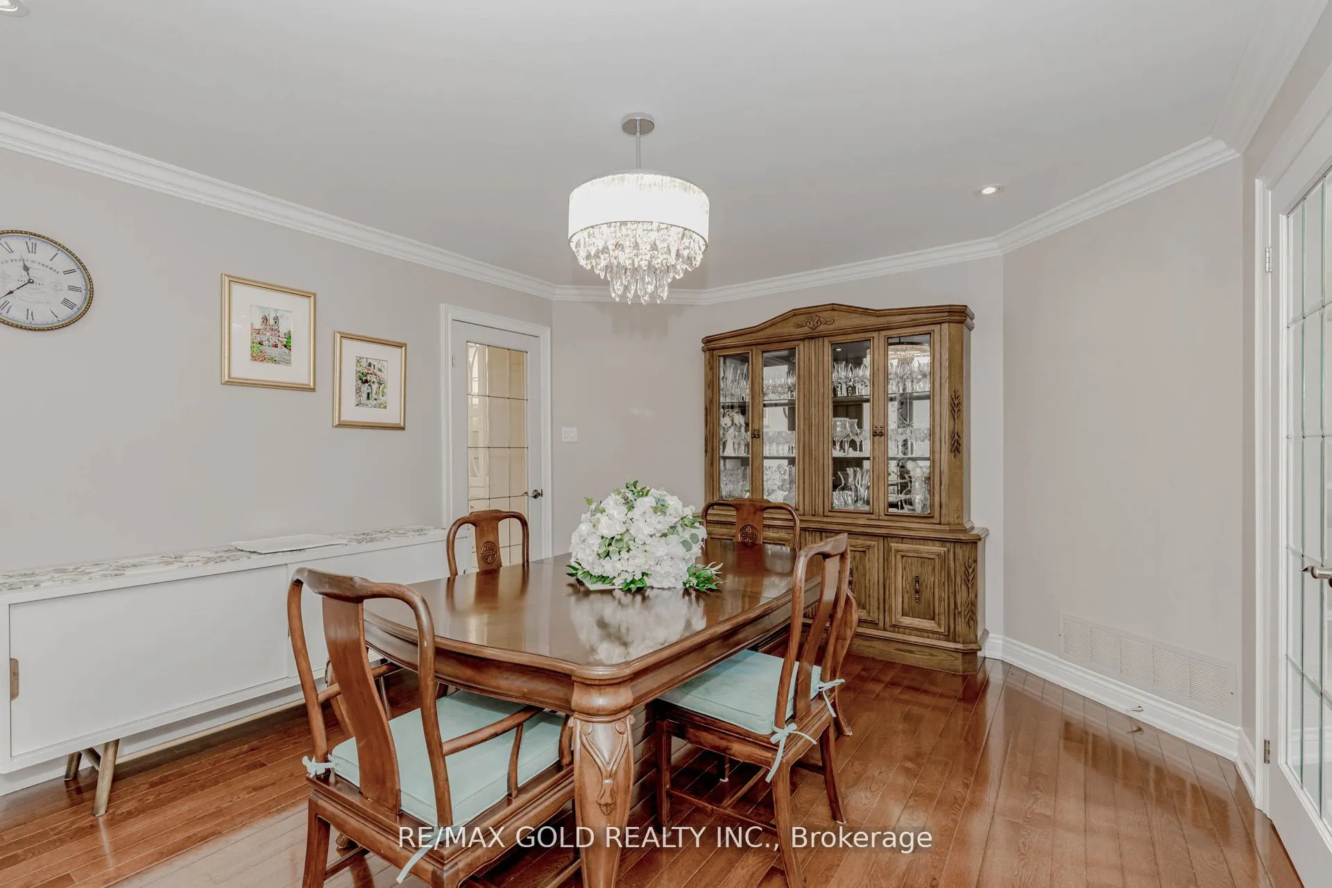 25 Red Cedar Crescent