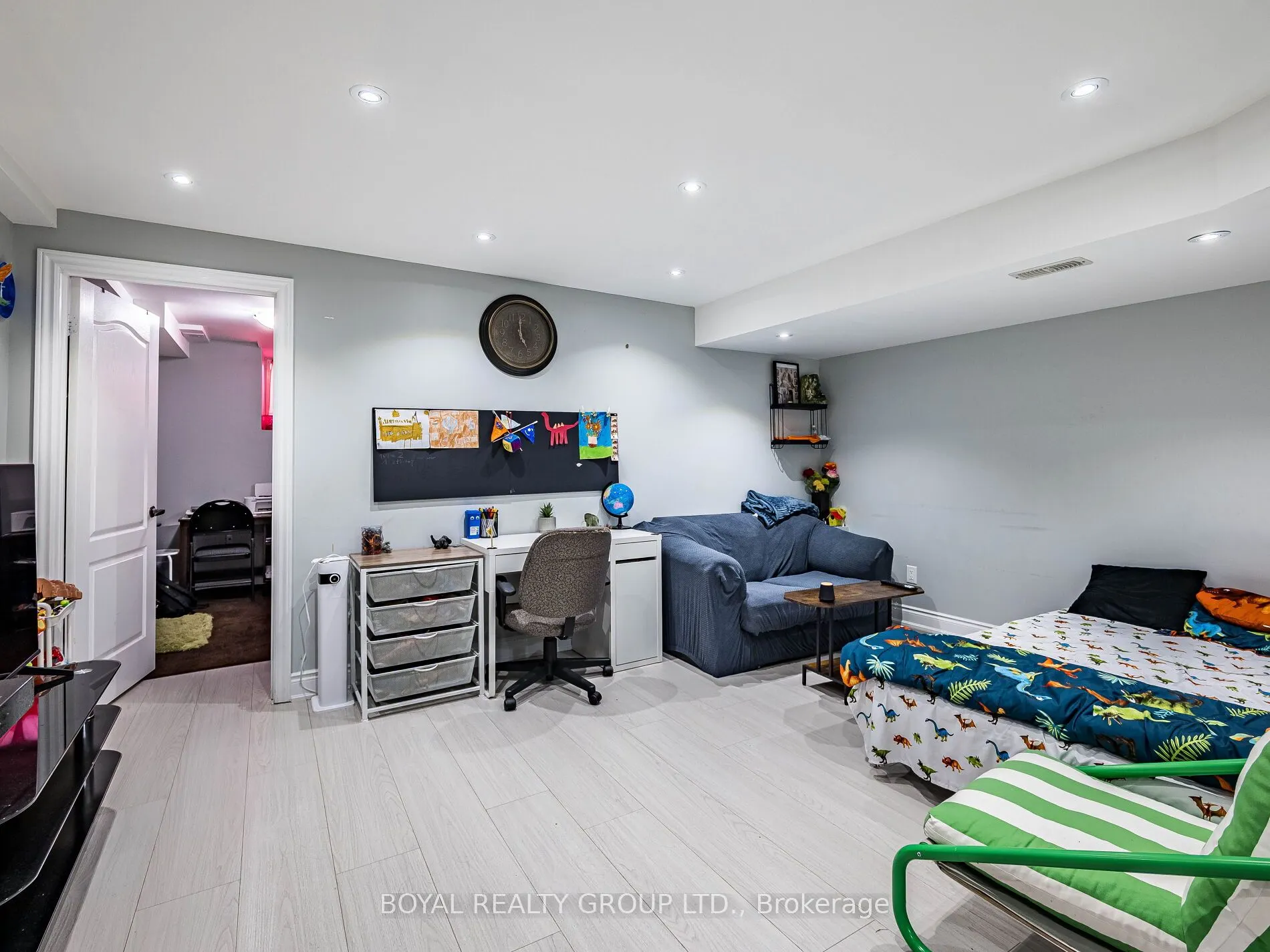 128 Rocky Point Crescent