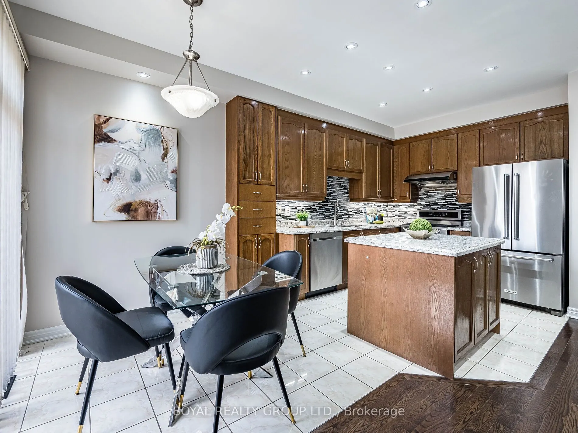 128 Rocky Point Crescent