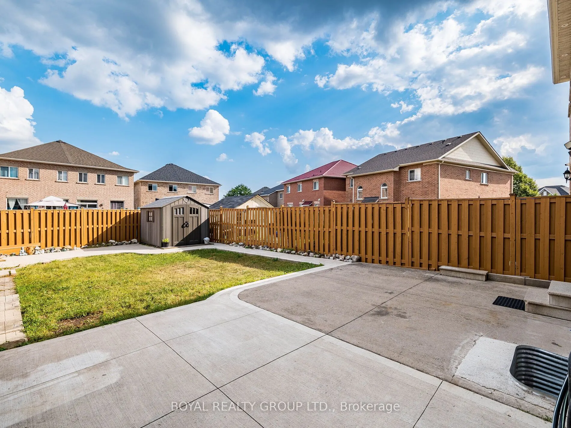128 Rocky Point Crescent