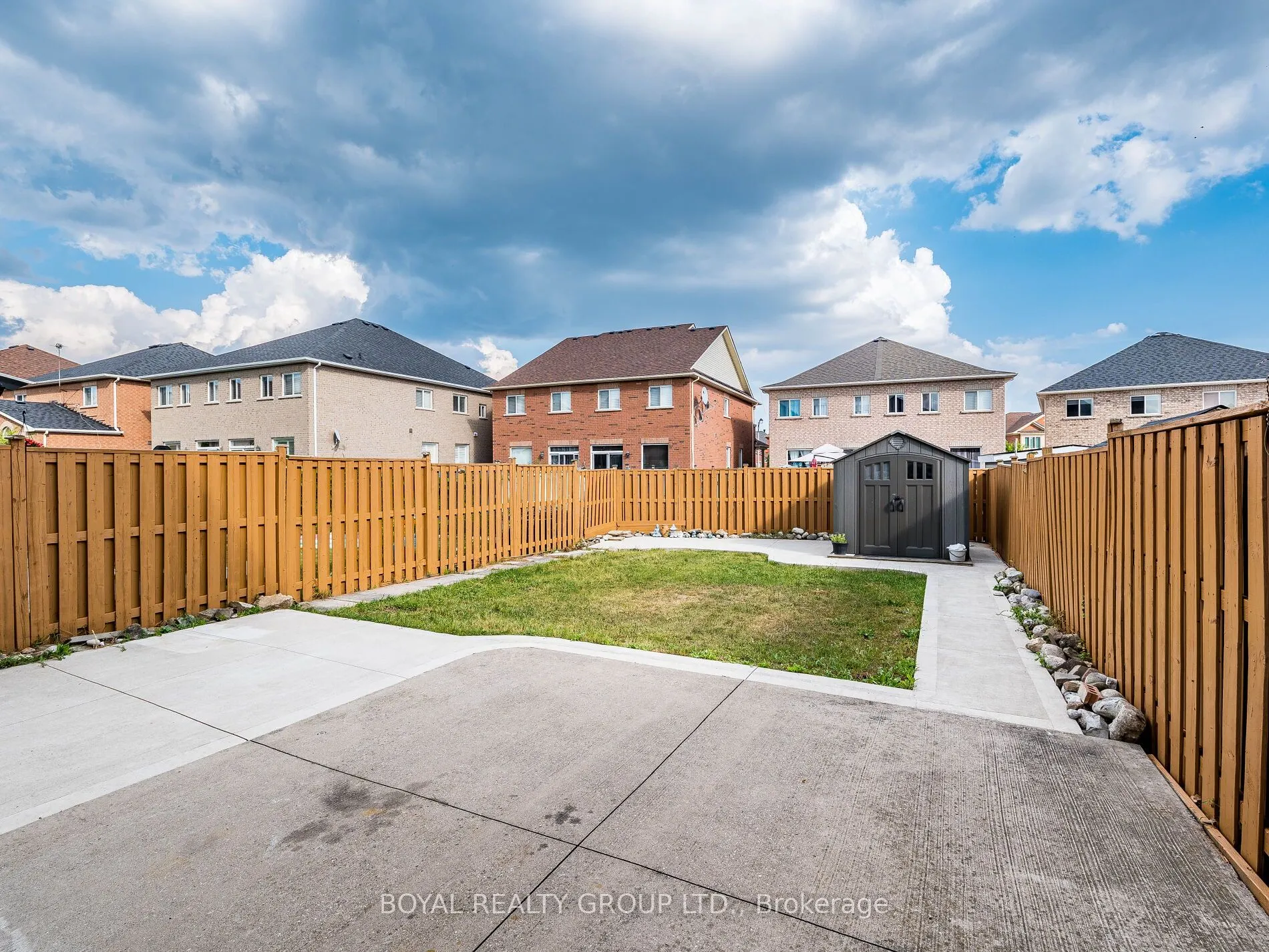 128 Rocky Point Crescent
