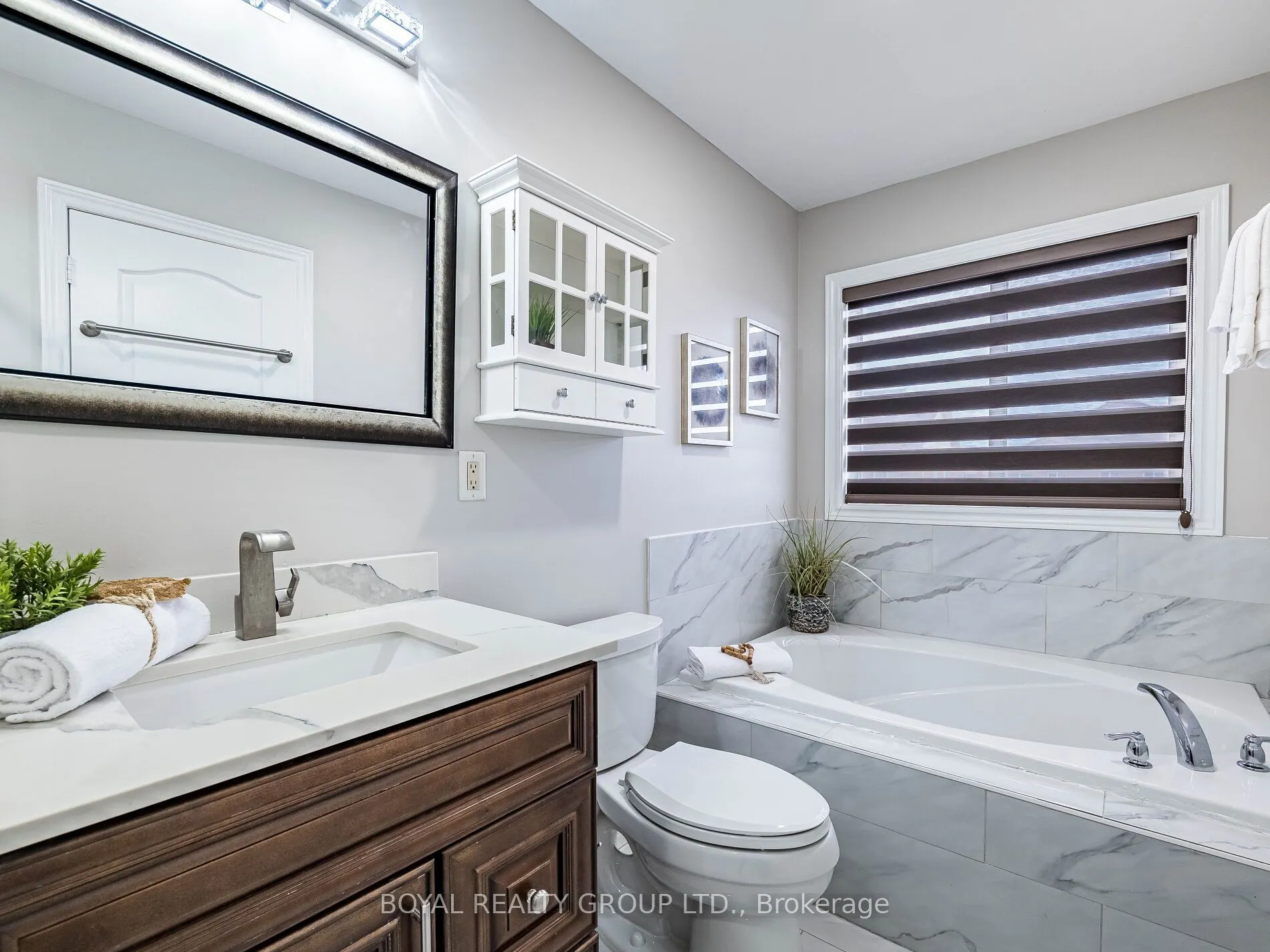 128 Rocky Point Crescent