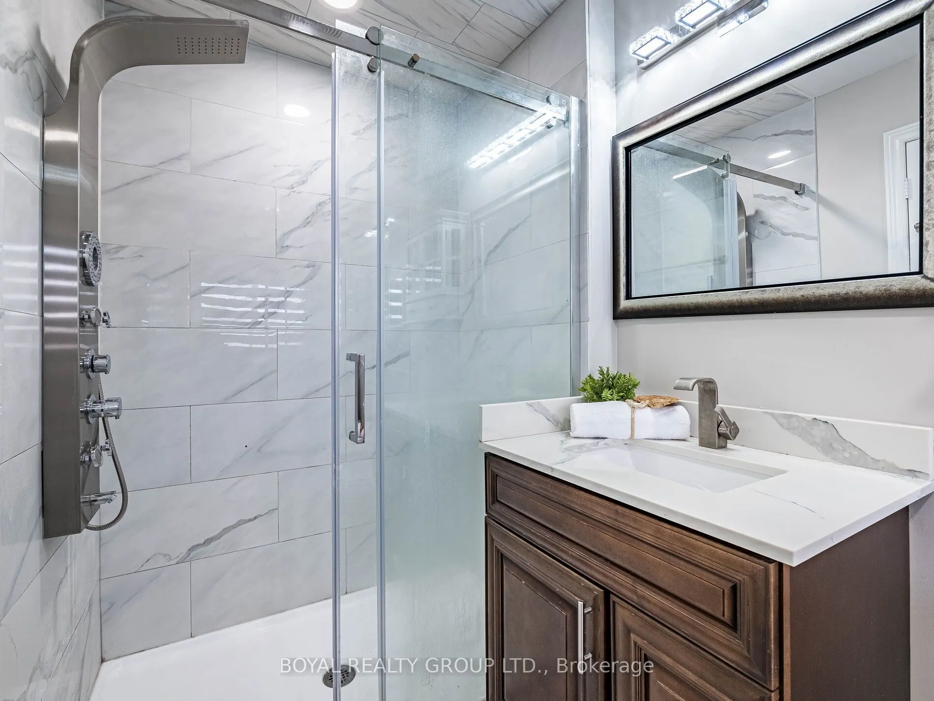 128 Rocky Point Crescent