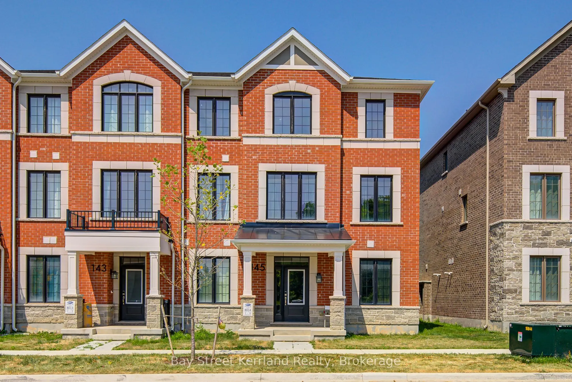 145 Settlers Road E