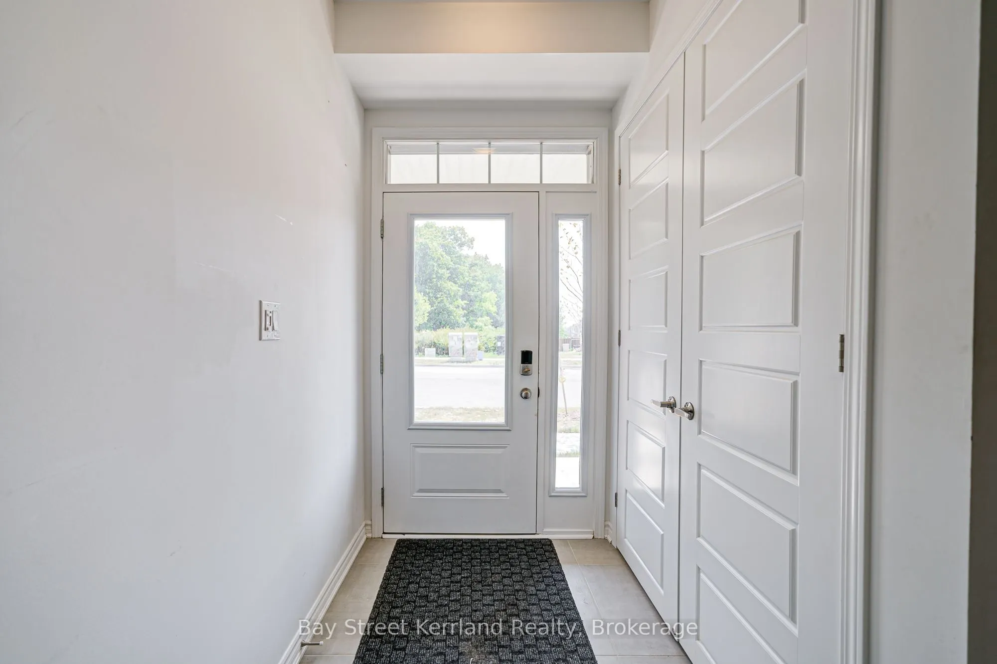 145 Settlers Road E