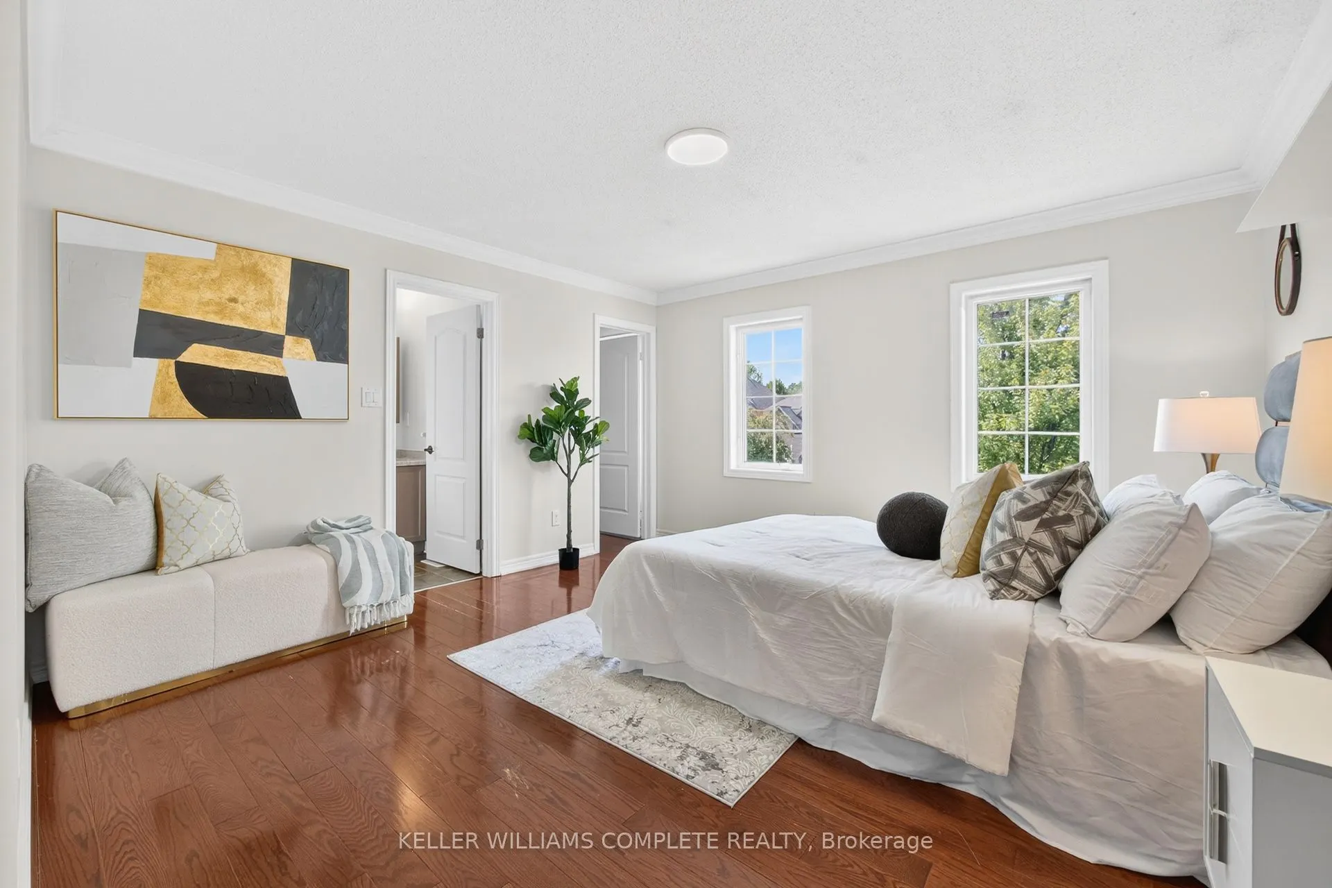 3322 Fox Run Circle