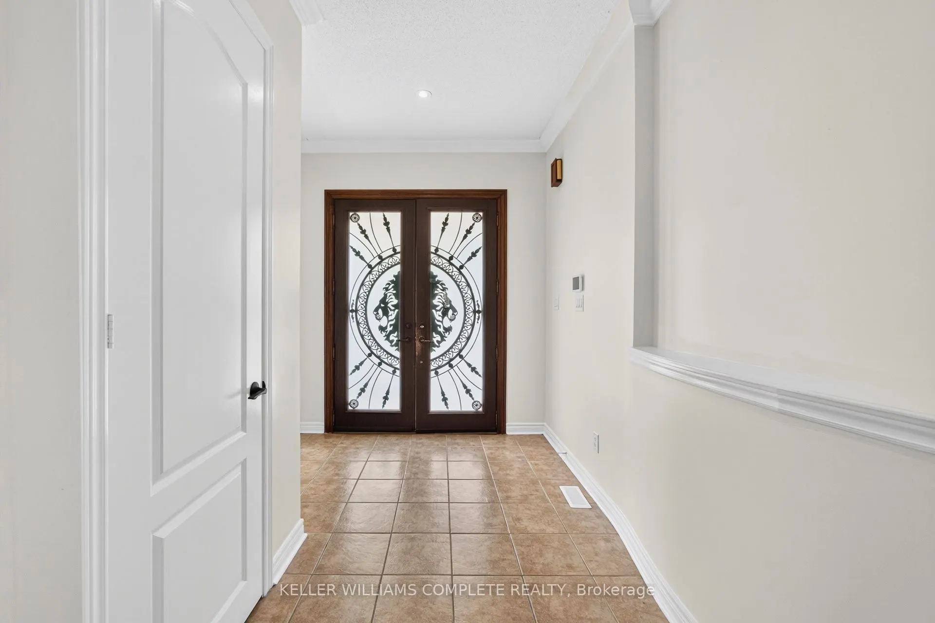 3322 Fox Run Circle