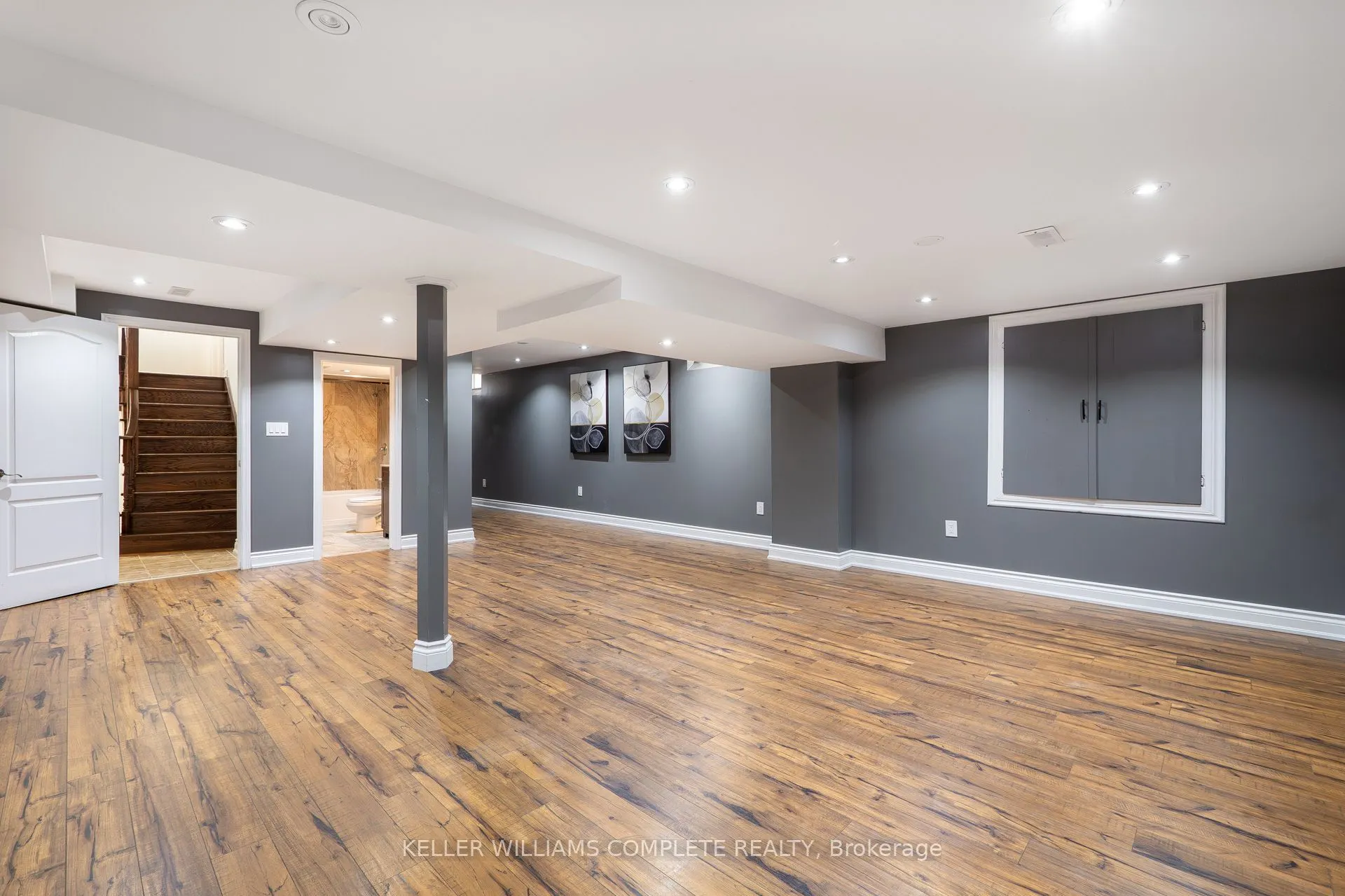 3322 Fox Run Circle
