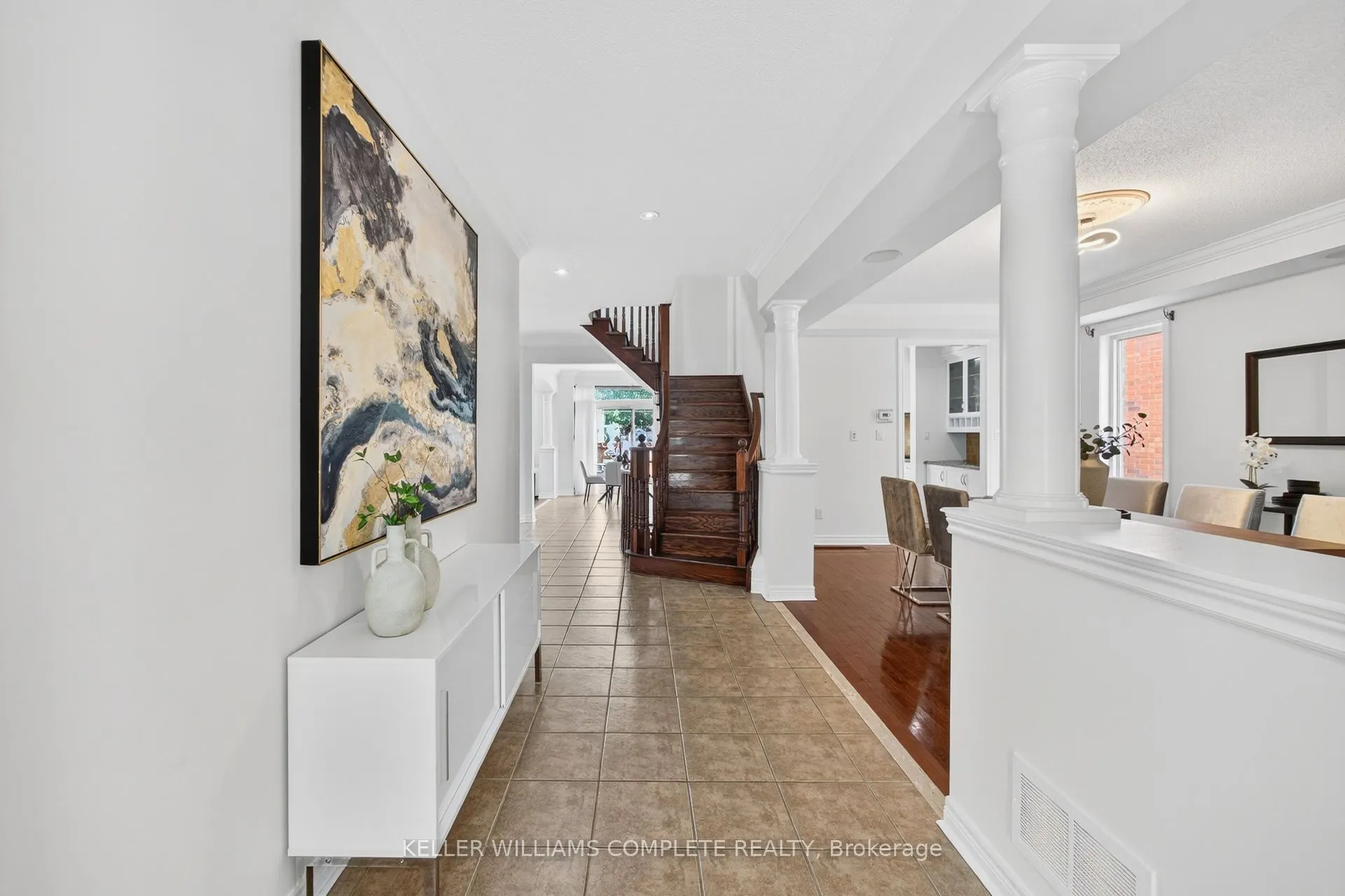 3322 Fox Run Circle