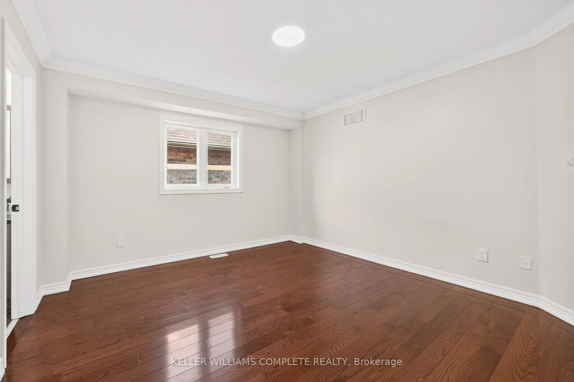 3322 Fox Run Circle