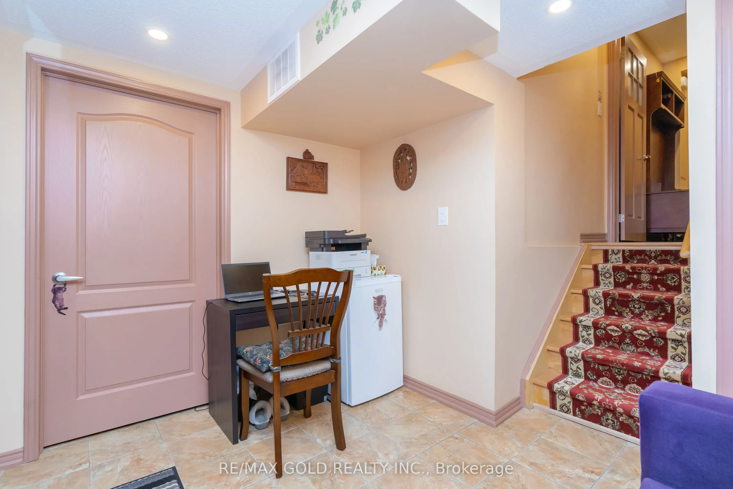 17 Darras Court, #114