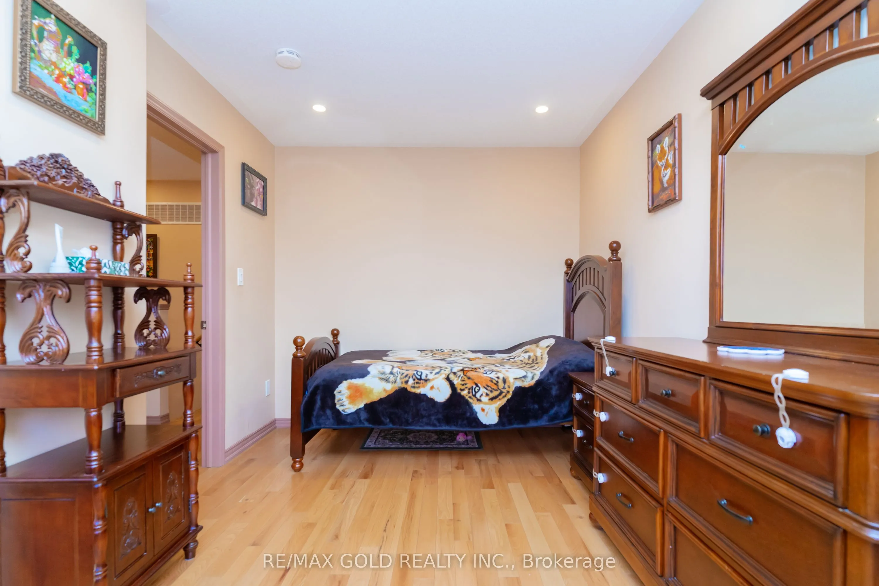 17 Darras Court, #114