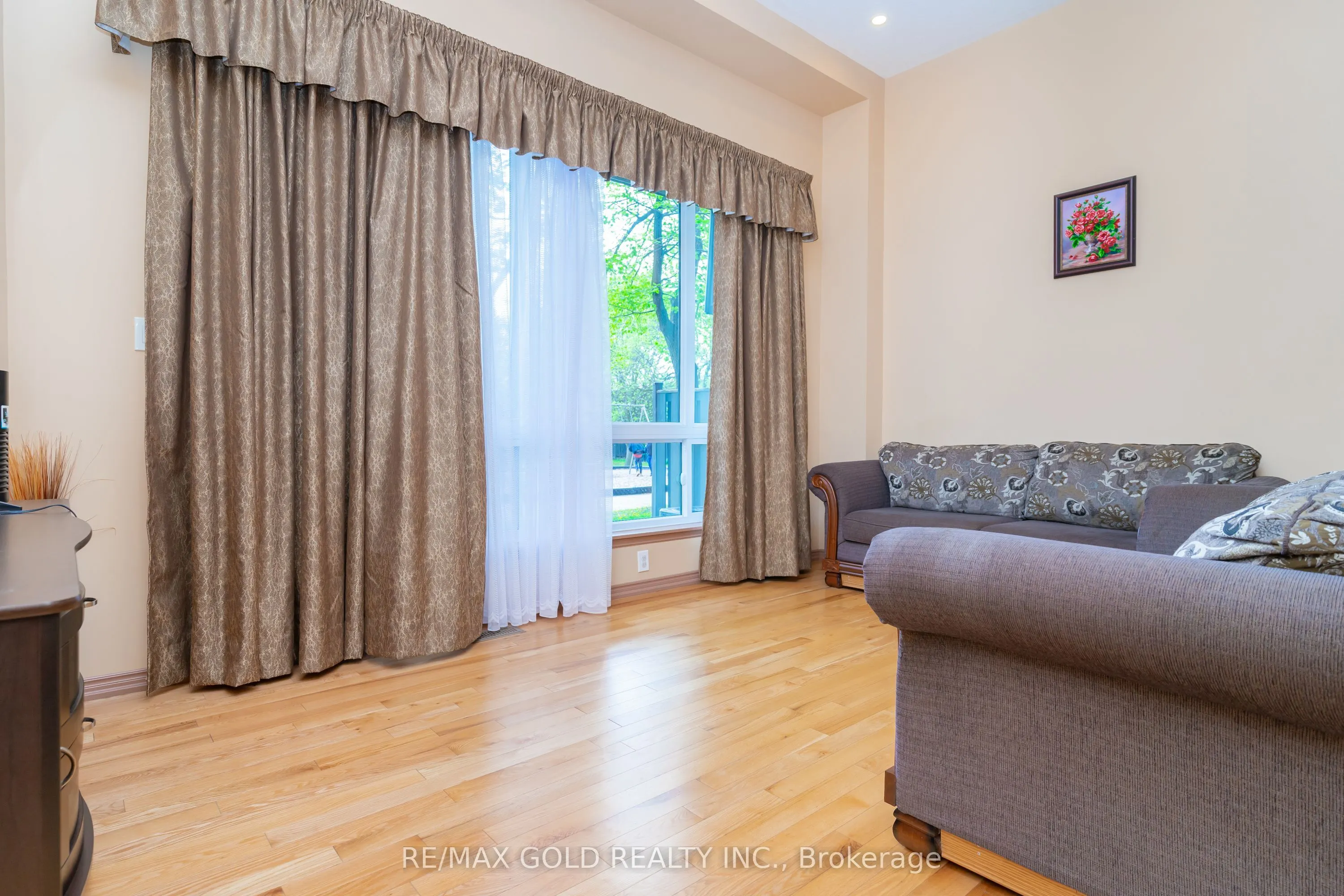 17 Darras Court, #114