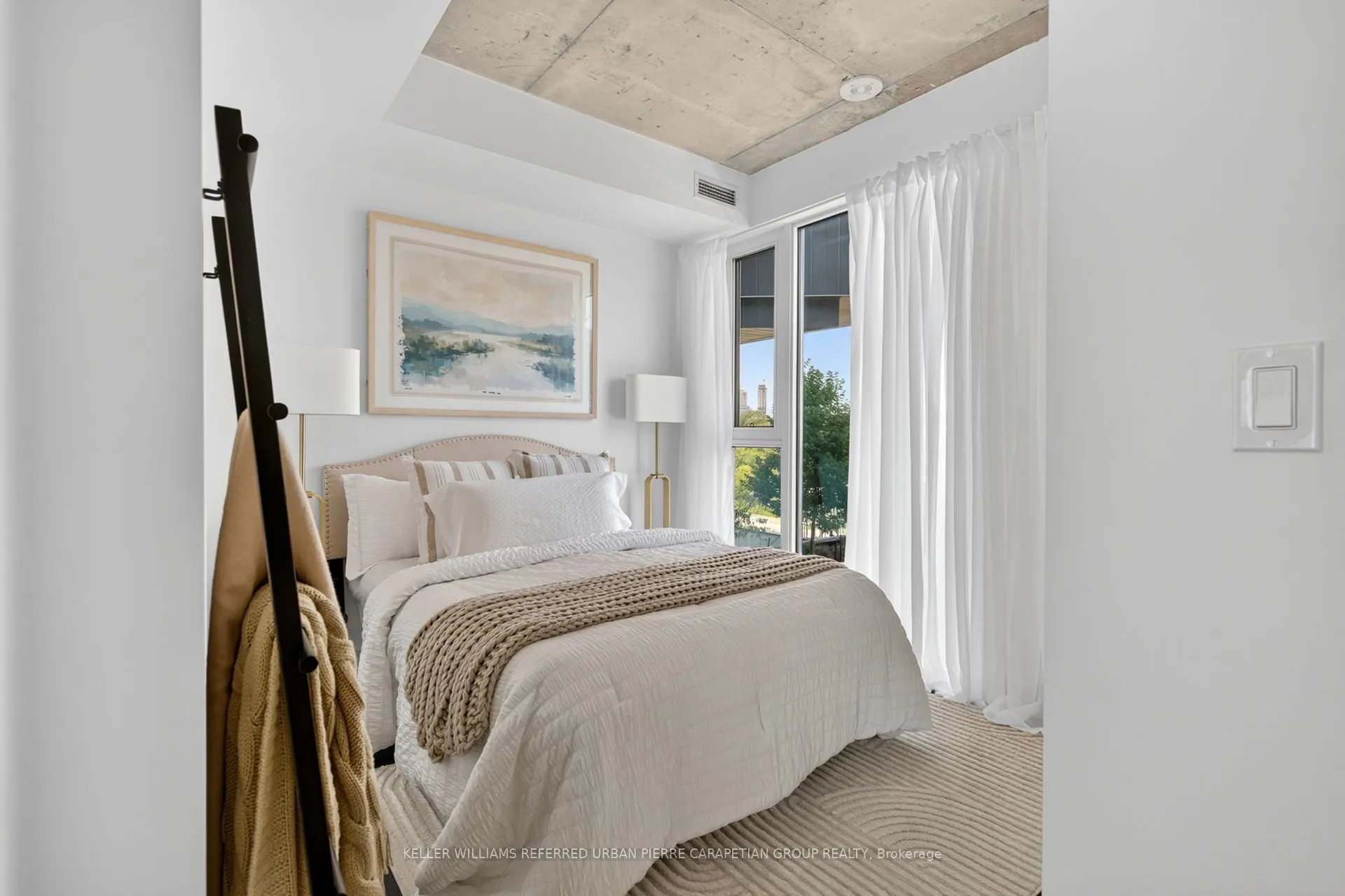 57 Brock Avenue, #415