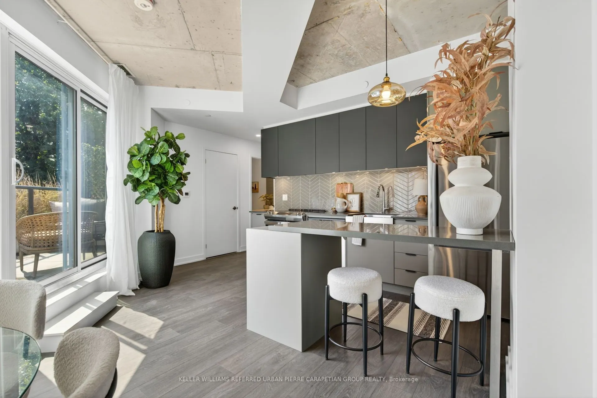 57 Brock Avenue, #415