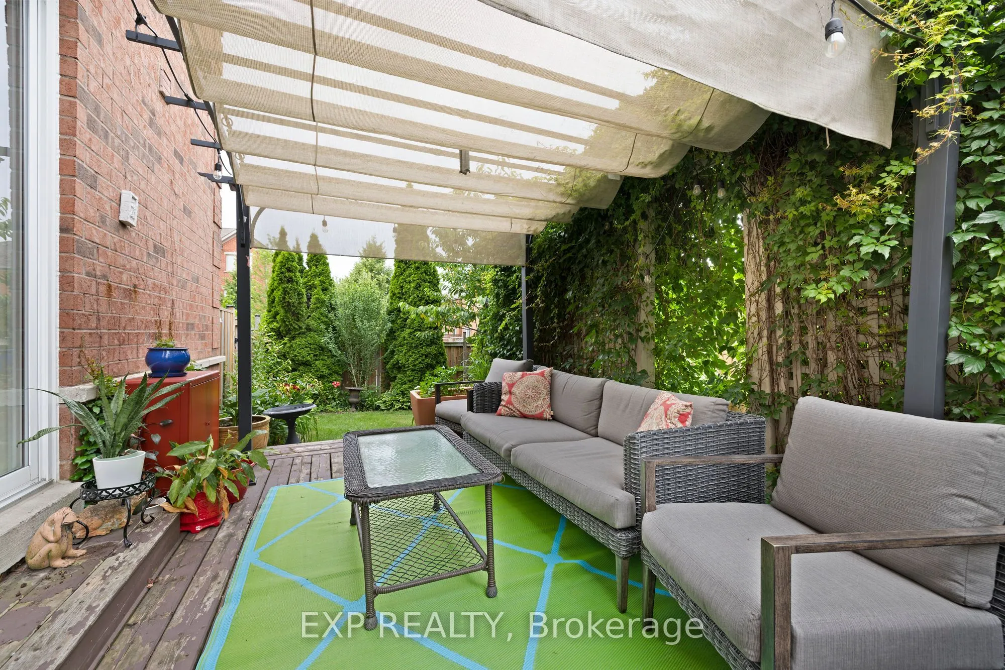 3117 Splendour Place