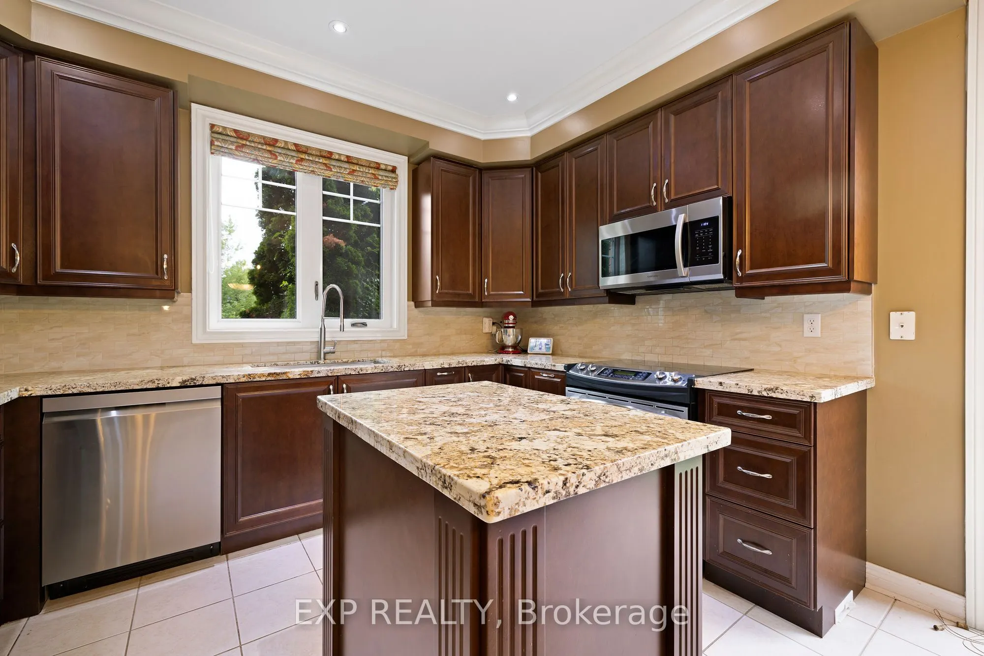 3117 Splendour Place
