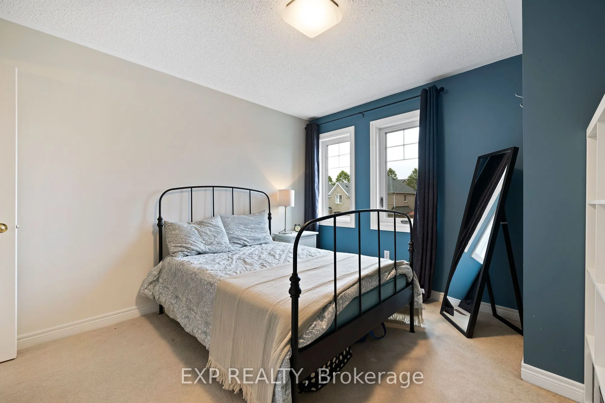 3117 Splendour Place