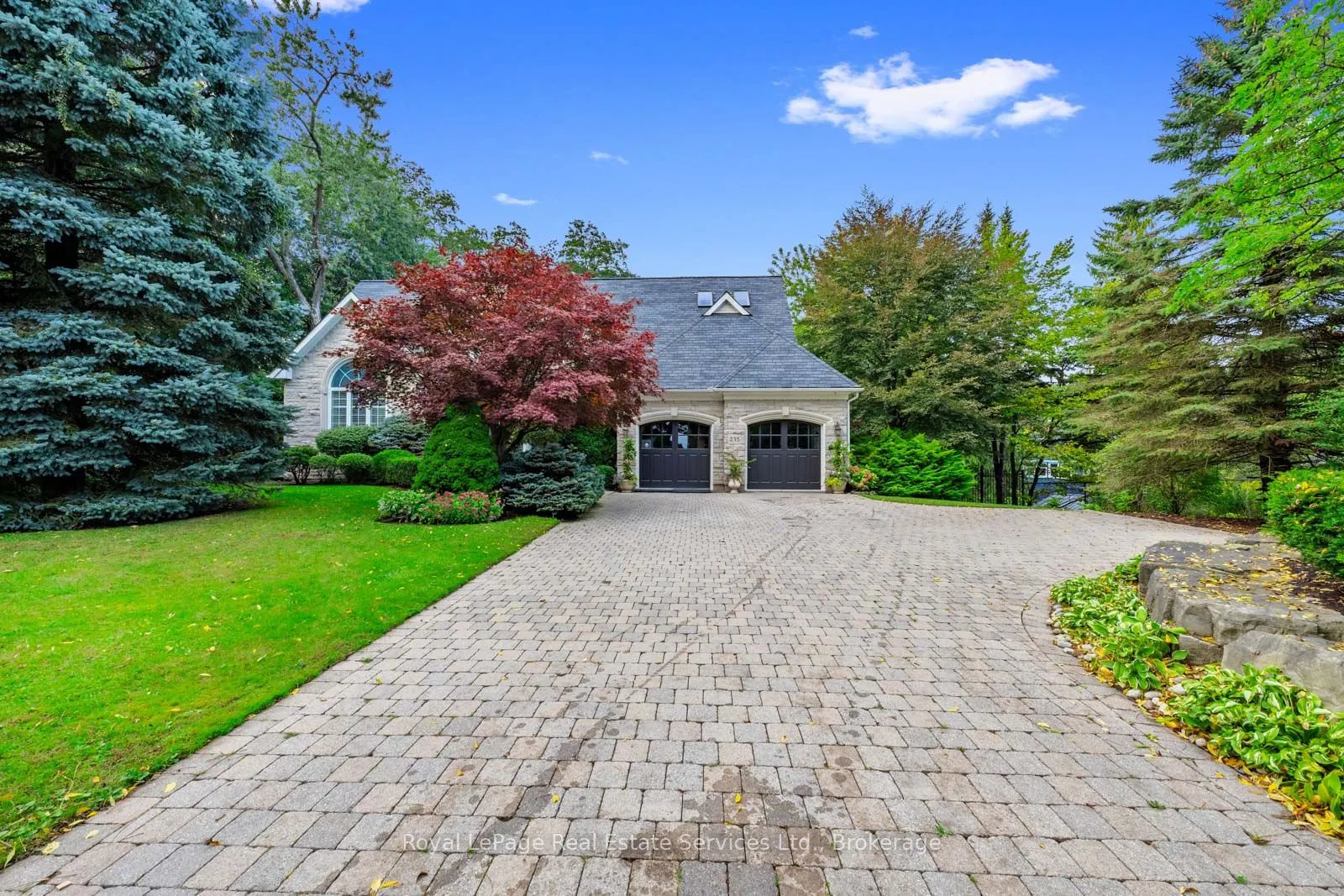 235 LAKEWOOD Drive
