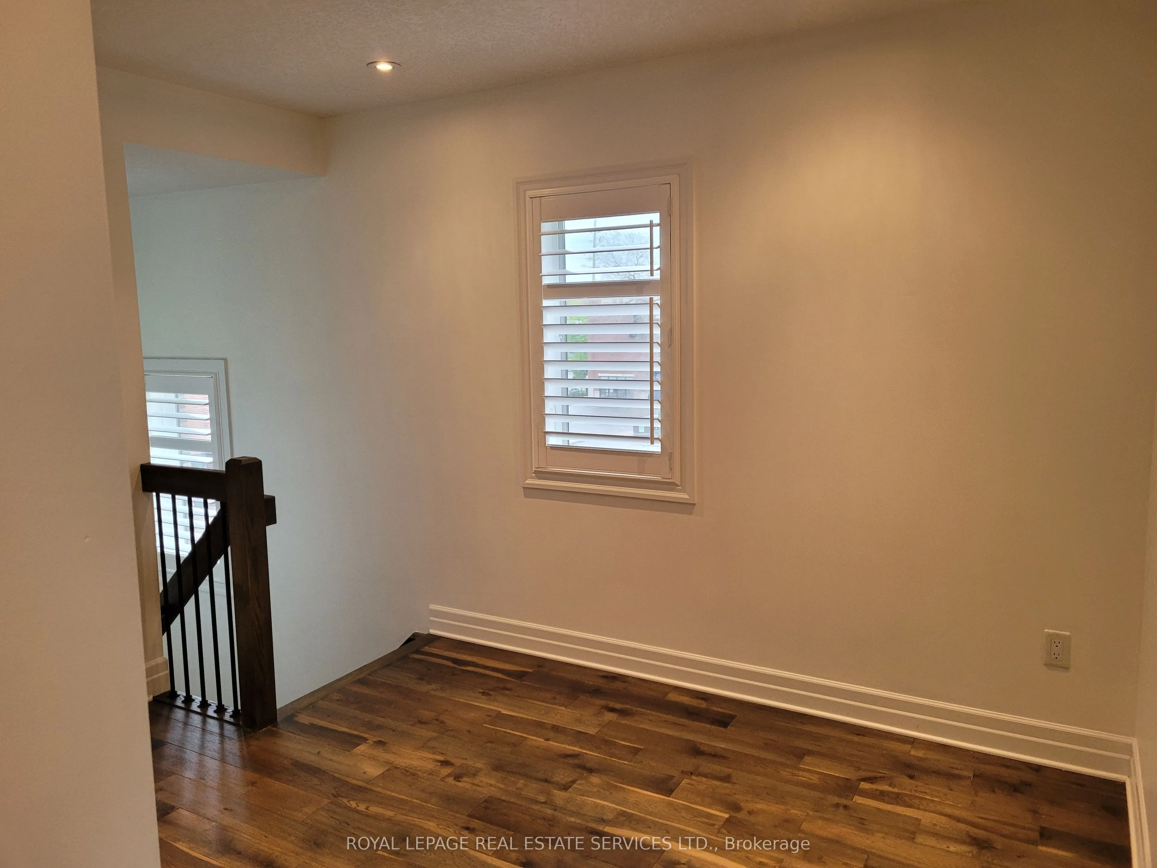 70 Plains Road W, #38