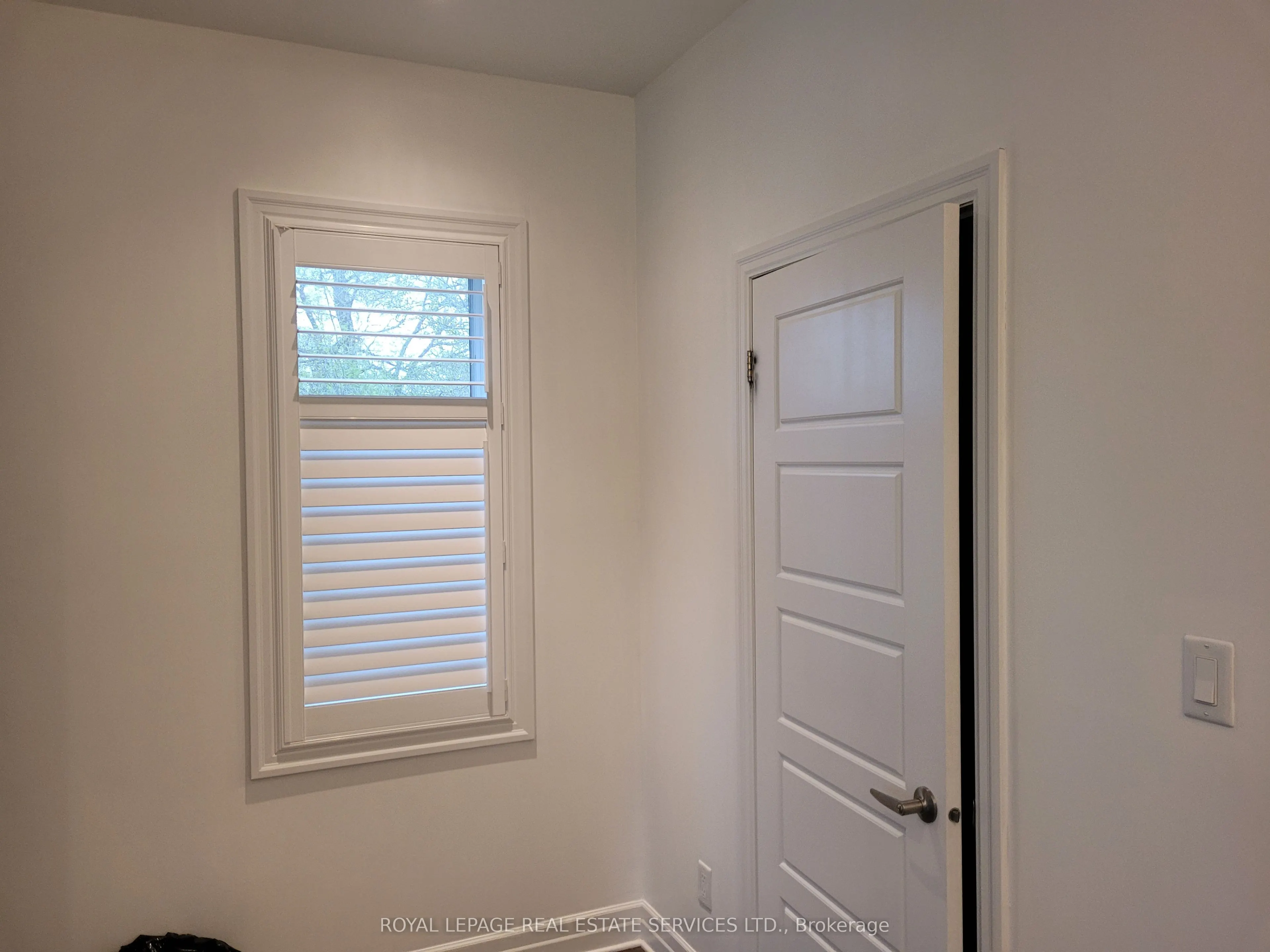 70 Plains Road W, #38