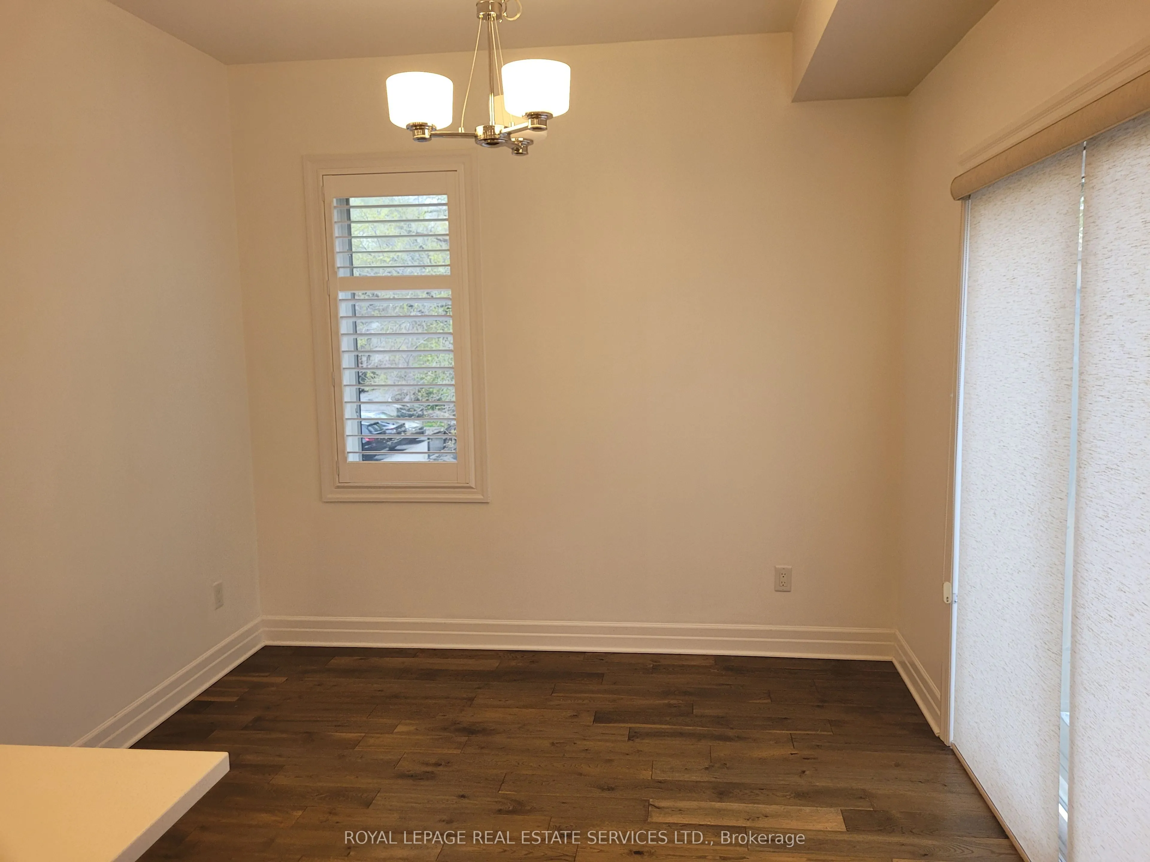 70 Plains Road W, #38