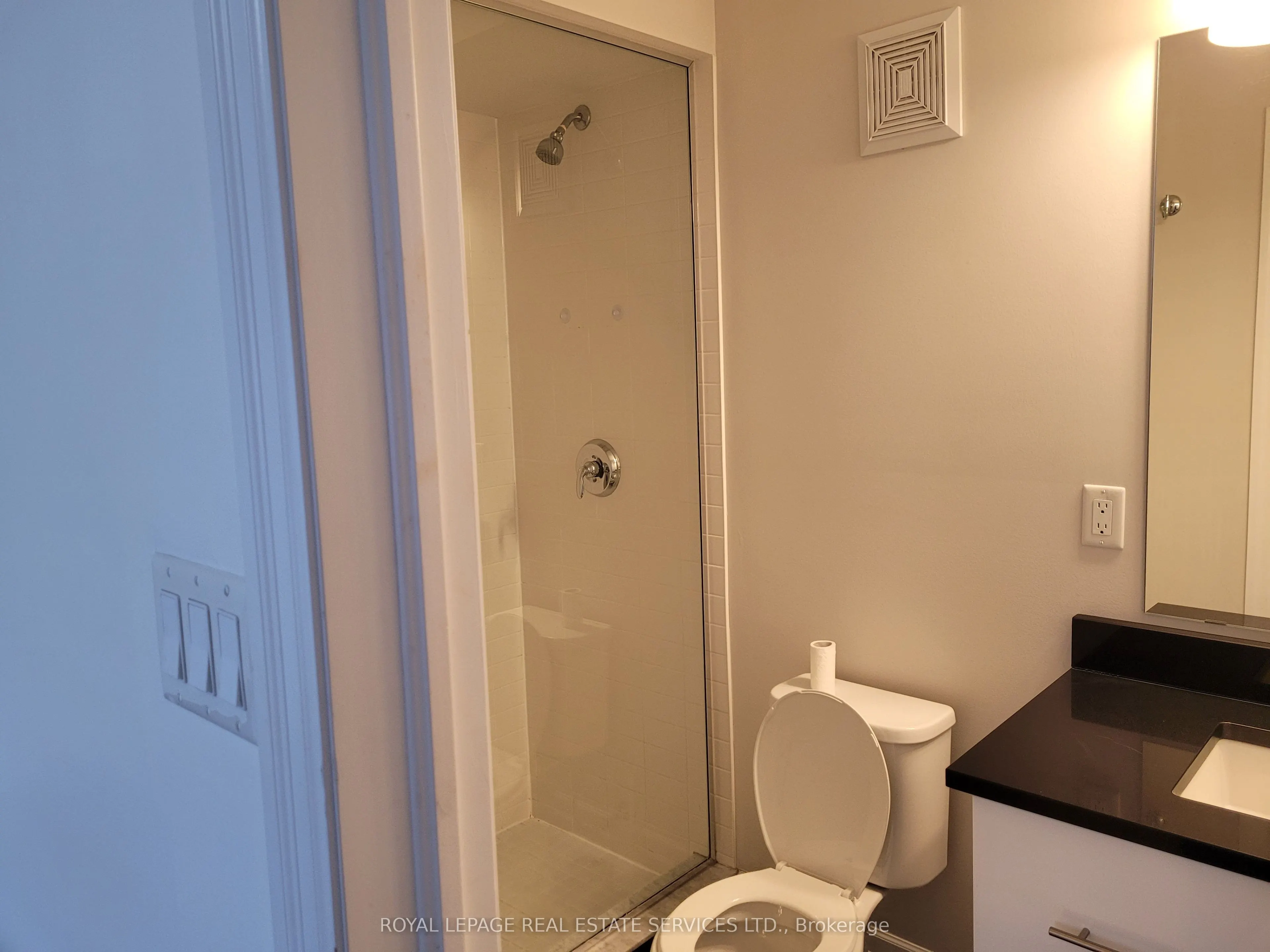 70 Plains Road W, #38