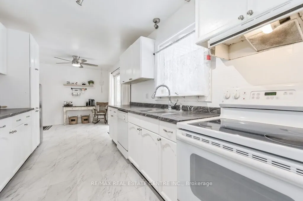 18 Townline