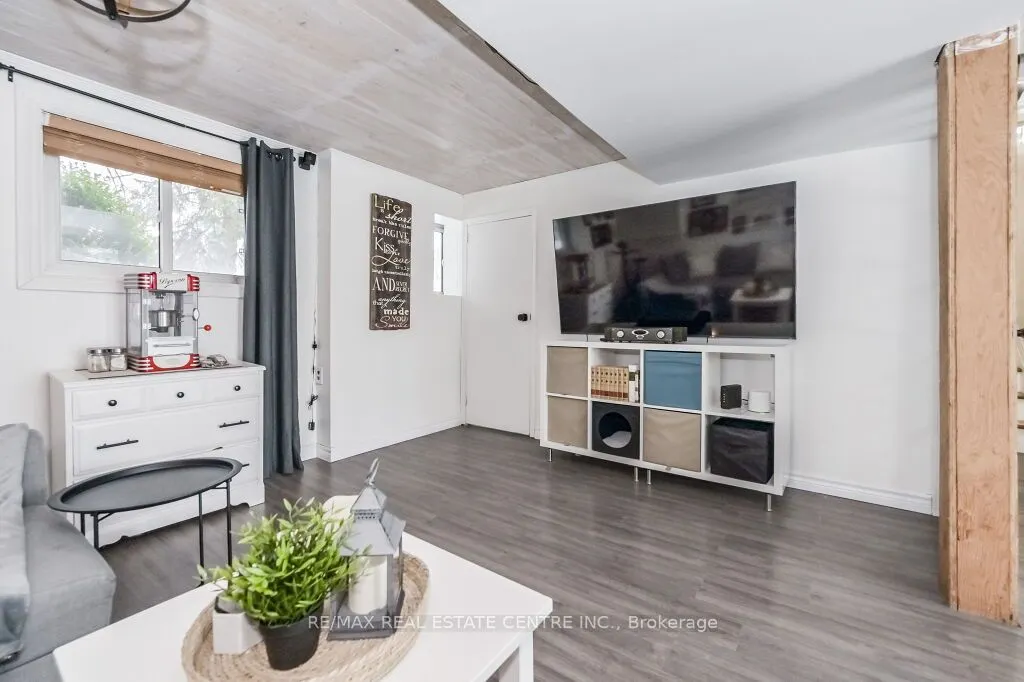 18 Townline