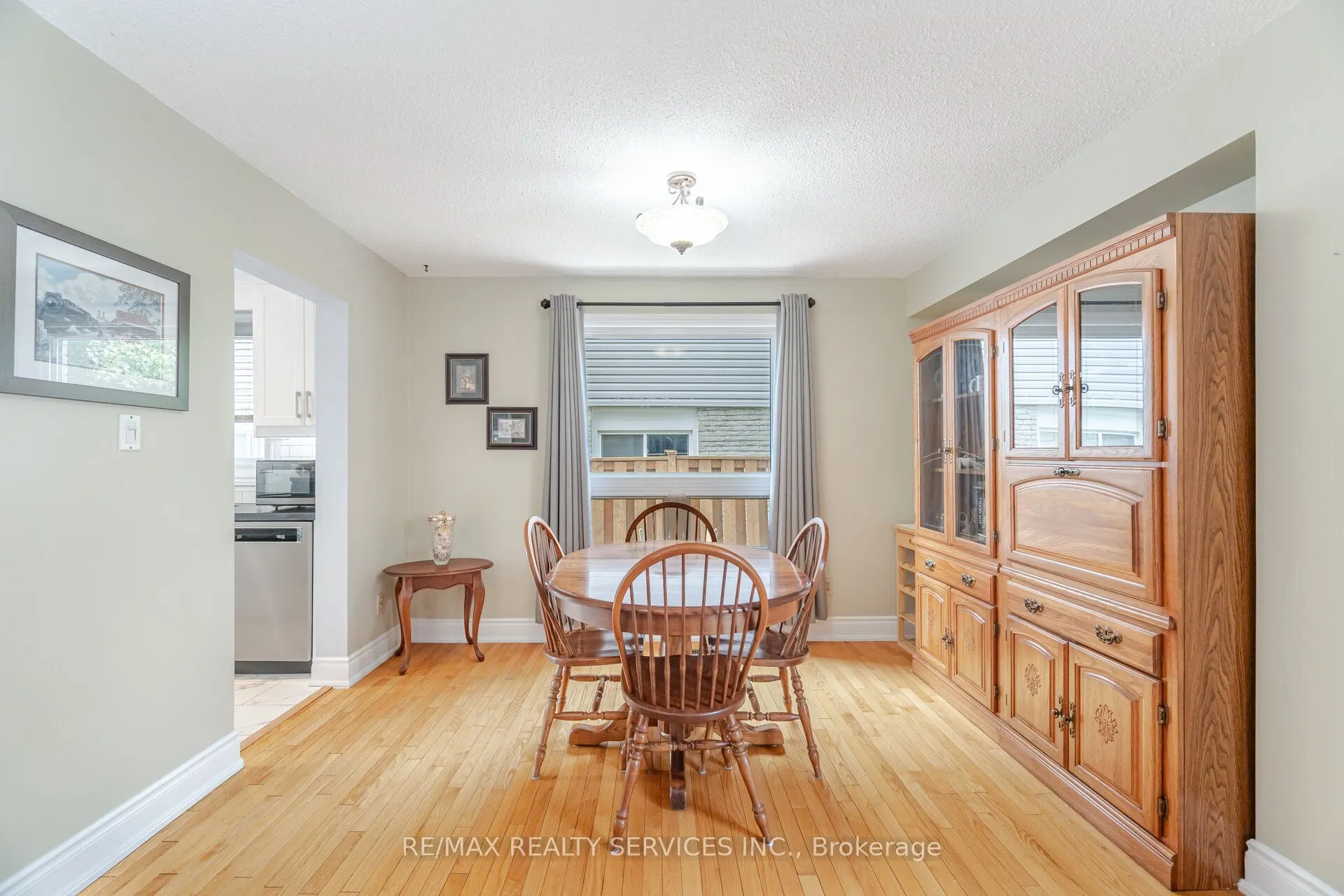 12 Sparklett Crescent