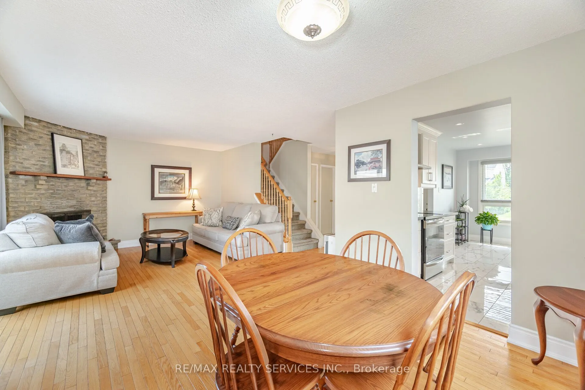 12 Sparklett Crescent