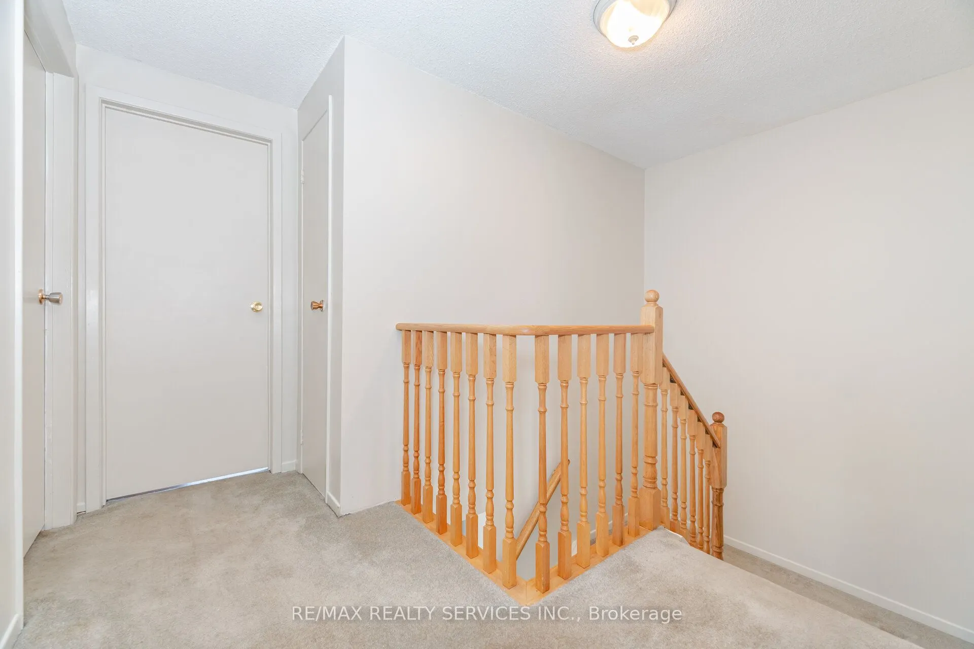 12 Sparklett Crescent