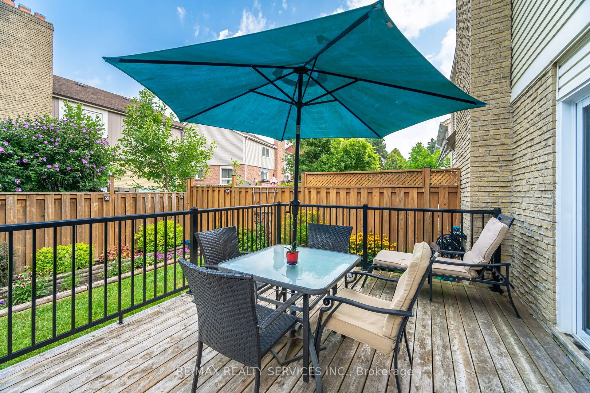 12 Sparklett Crescent