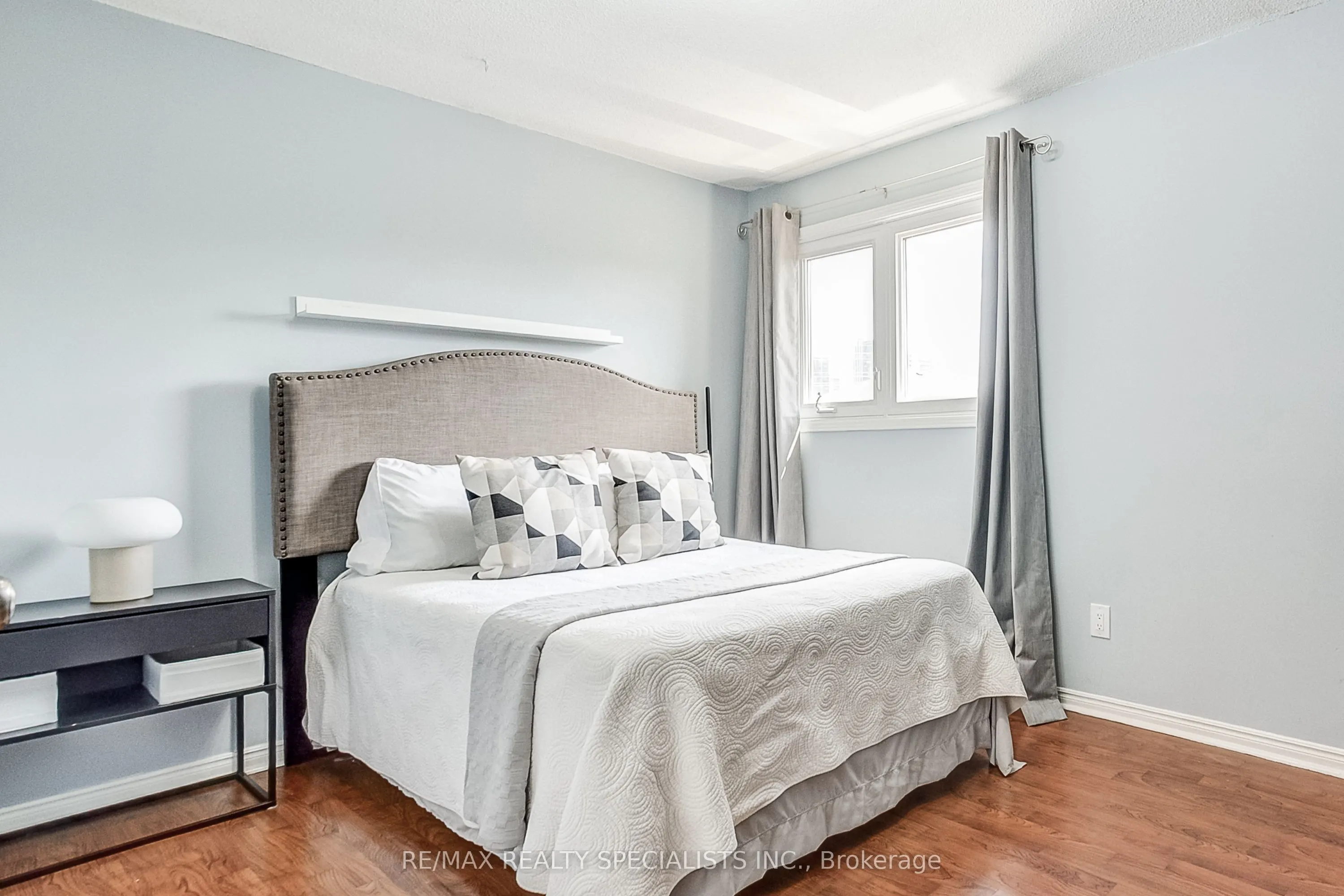 4448 Weymouth Commons Crescent