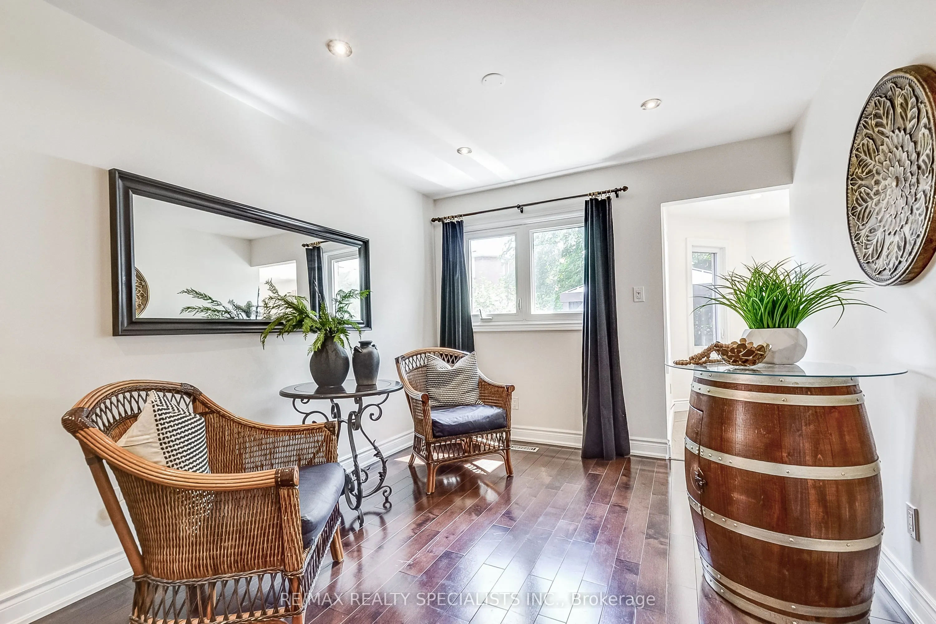 4448 Weymouth Commons Crescent