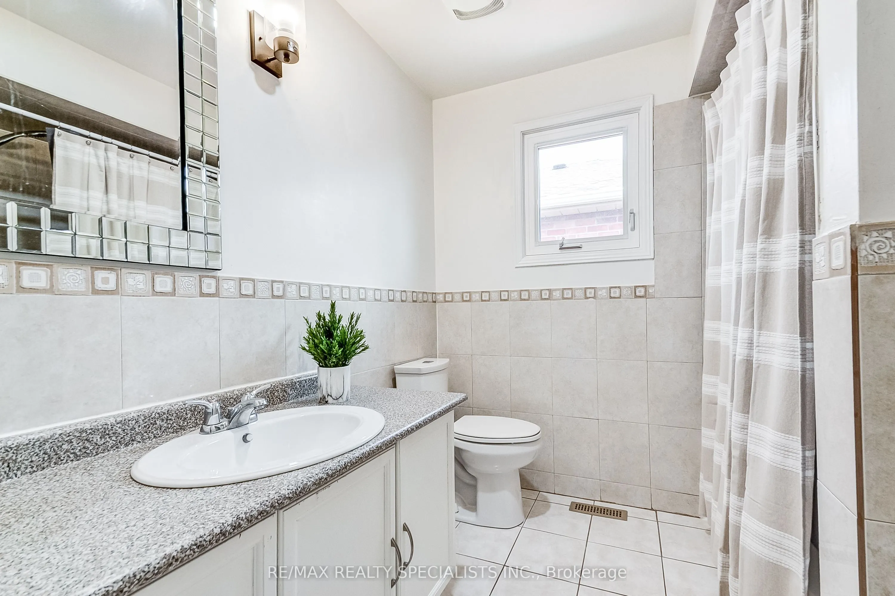 4448 Weymouth Commons Crescent