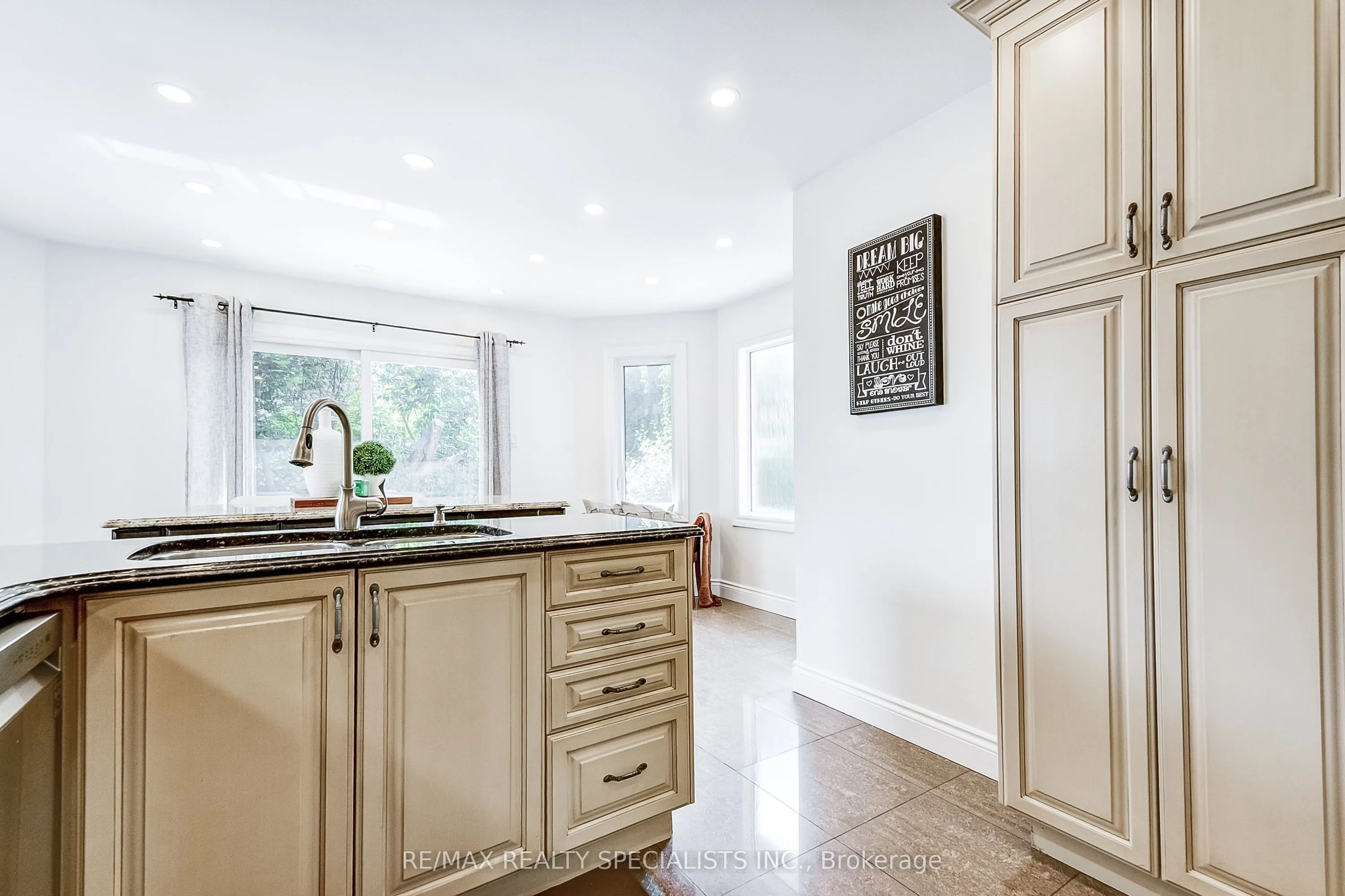 4448 Weymouth Commons Crescent