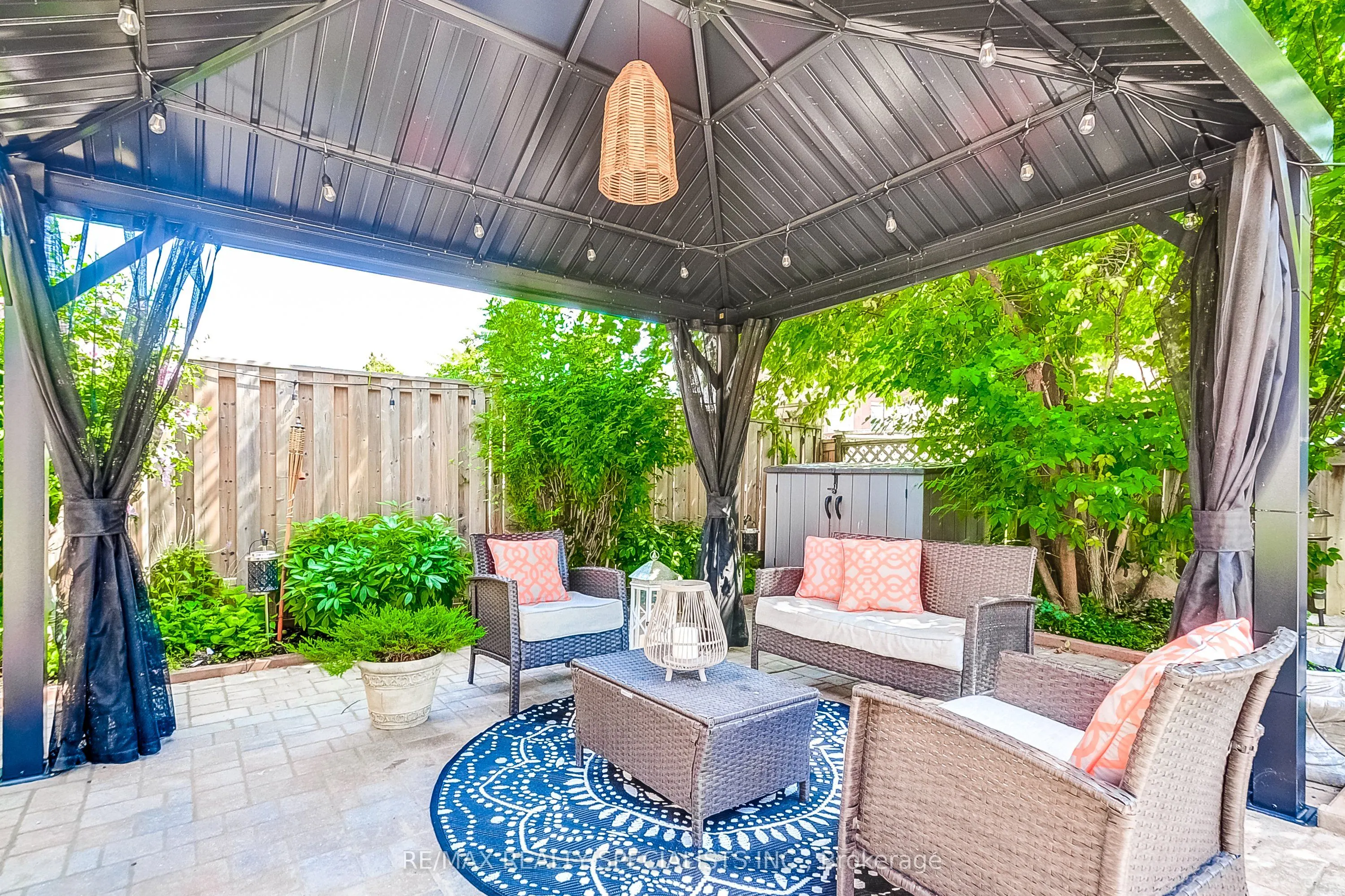 4448 Weymouth Commons Crescent