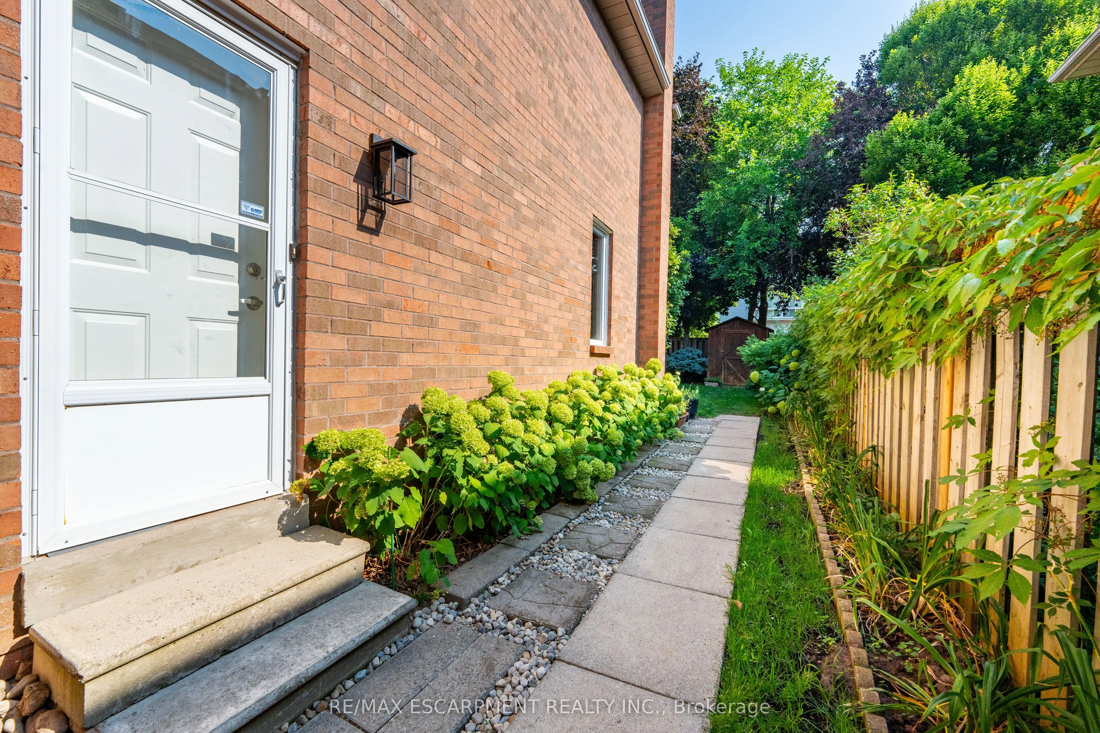 327 Northwood Drive