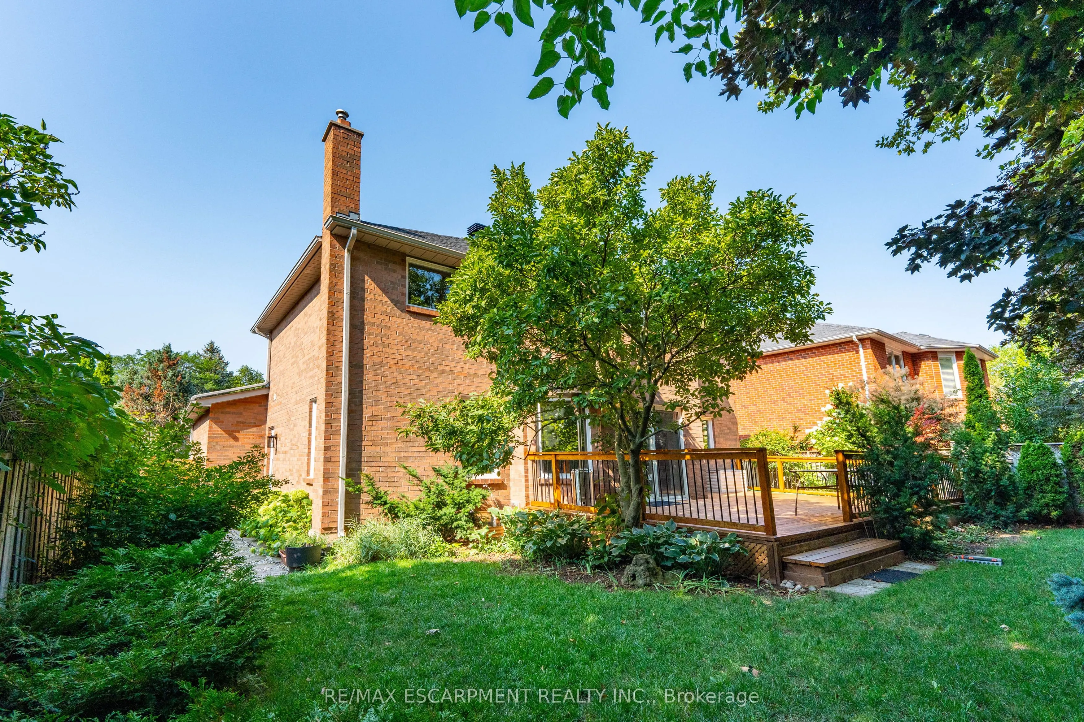 327 Northwood Drive