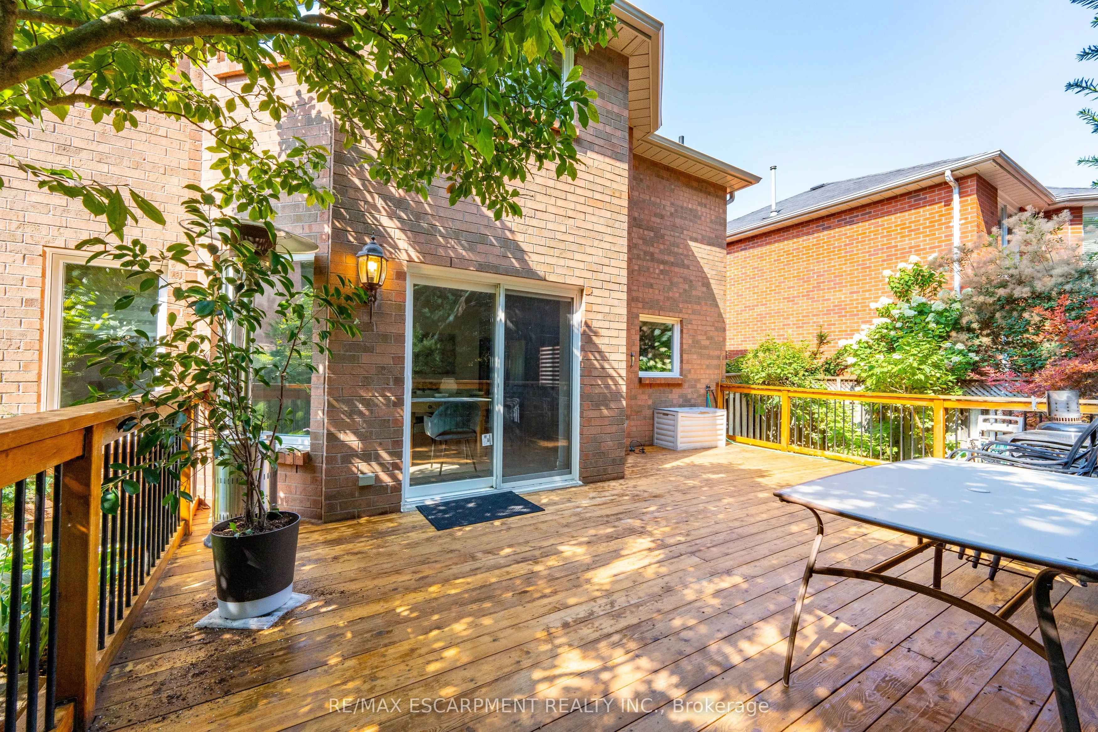 327 Northwood Drive