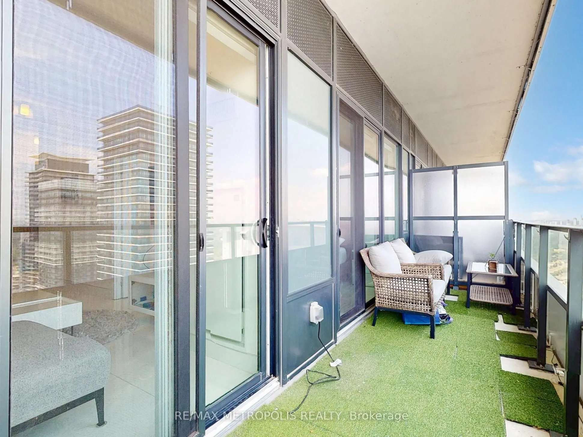 20 Shore Breeze Drive, #4504