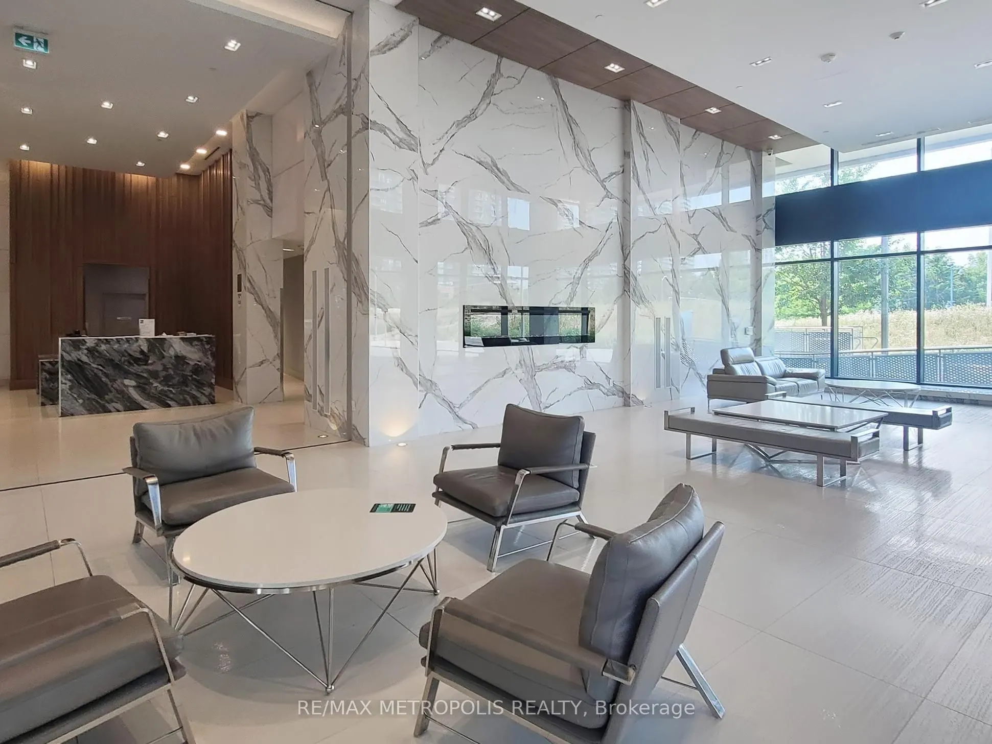 20 Shore Breeze Drive, #4504