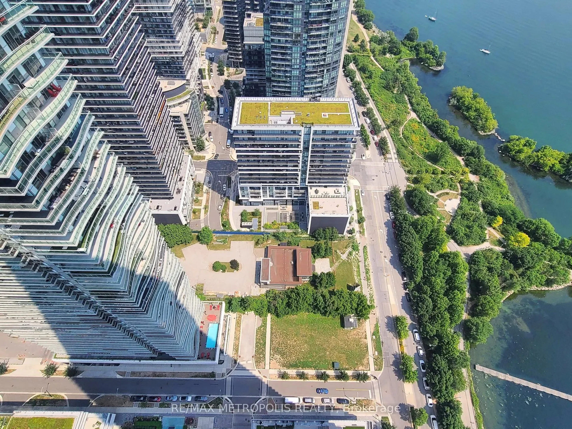 20 Shore Breeze Drive, #4504