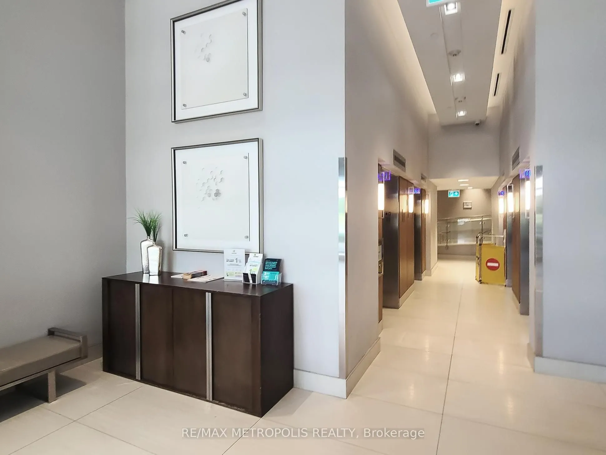 20 Shore Breeze Drive, #4504